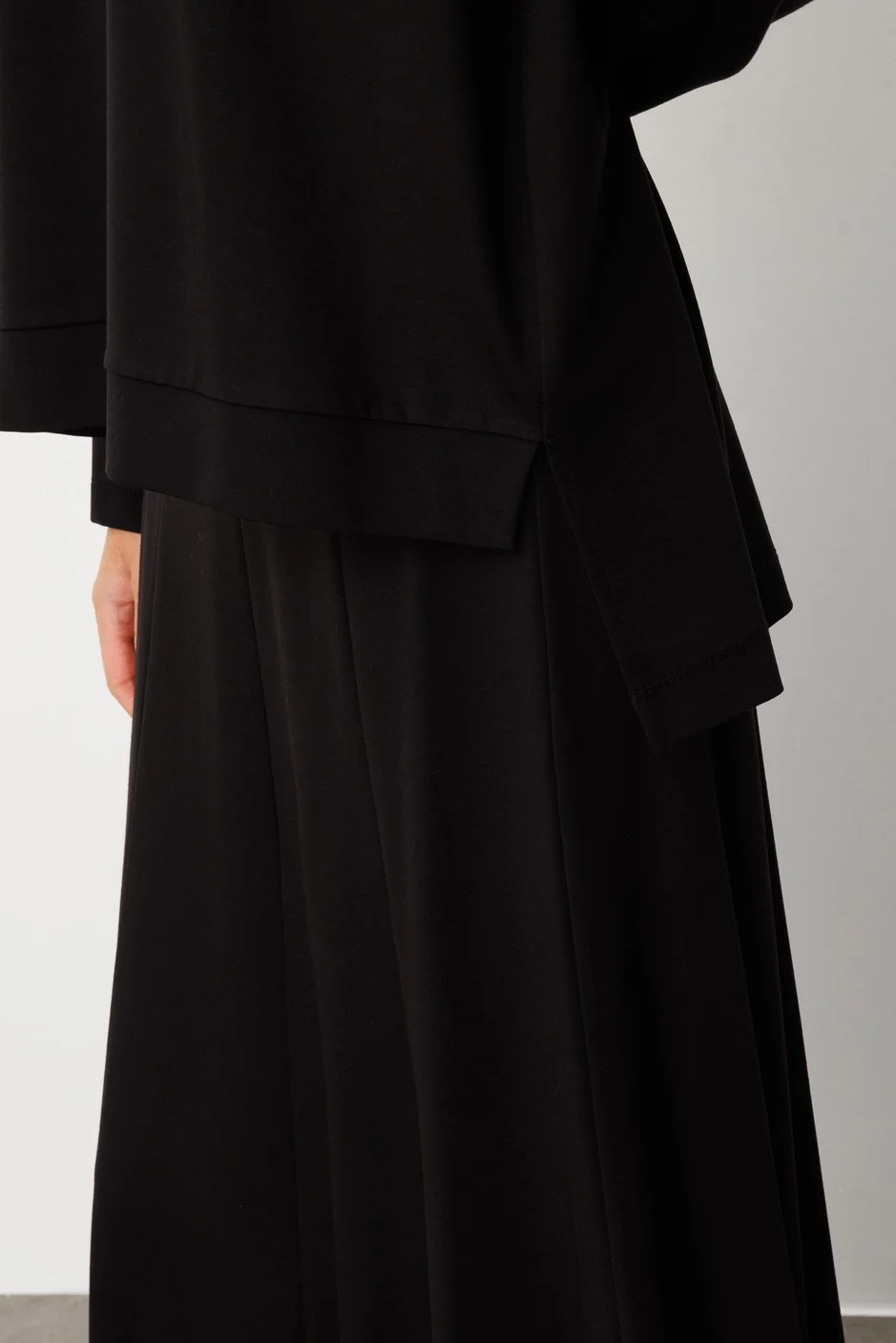 Mybch Örme Ekstra Dökümlü Yumuşak Dokulu Parçalı Etek Kombinli Zamansız Takım