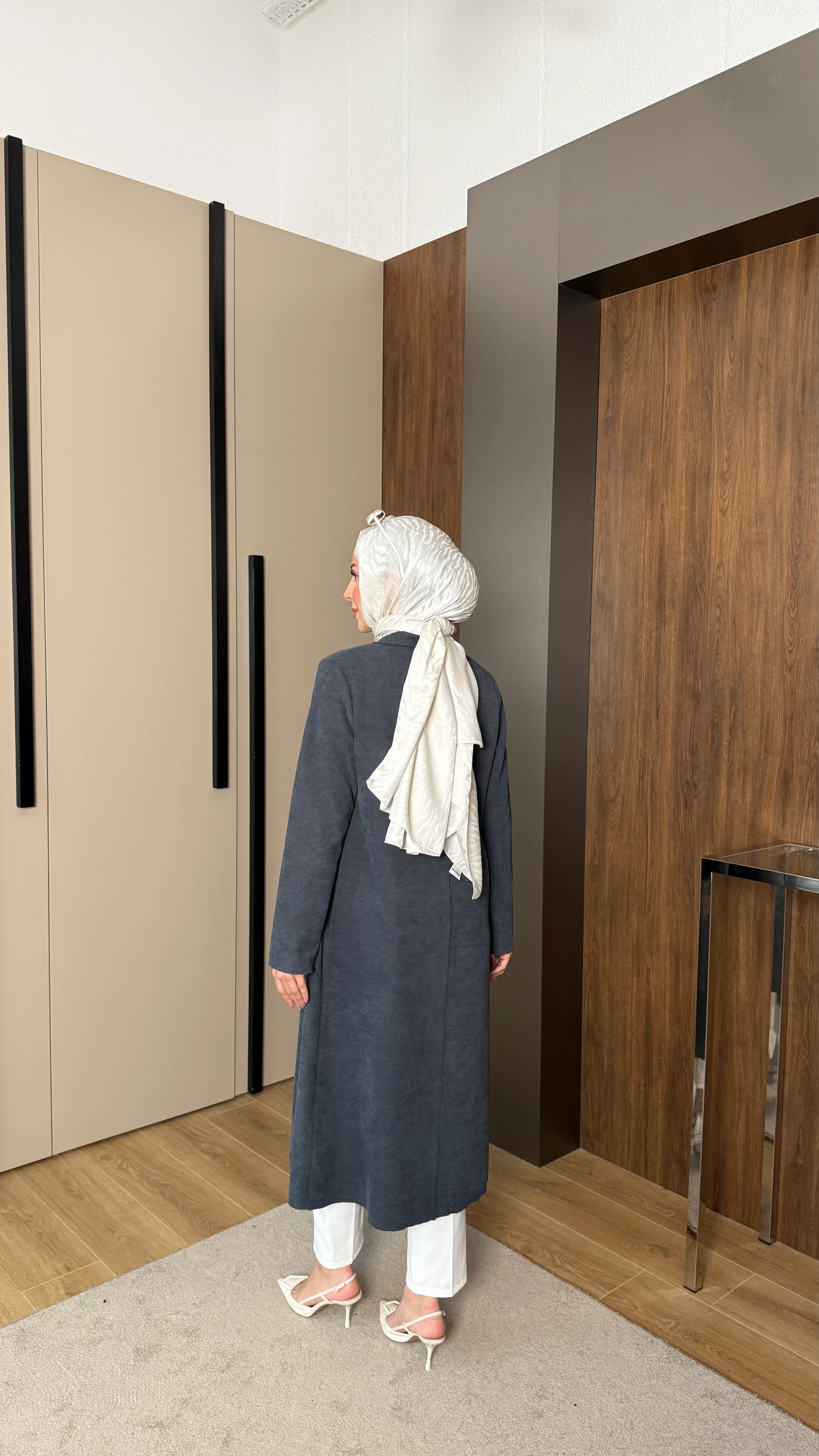 jönil kumaş giy çık 