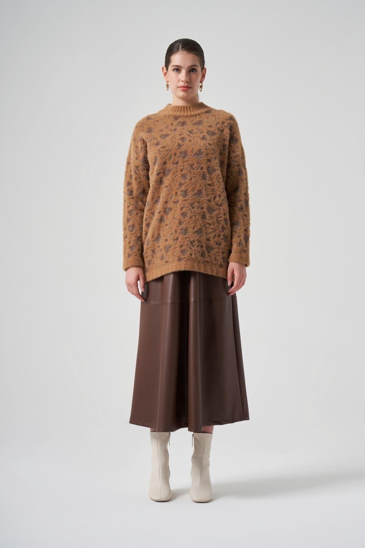 Desenli Kazak-Camel