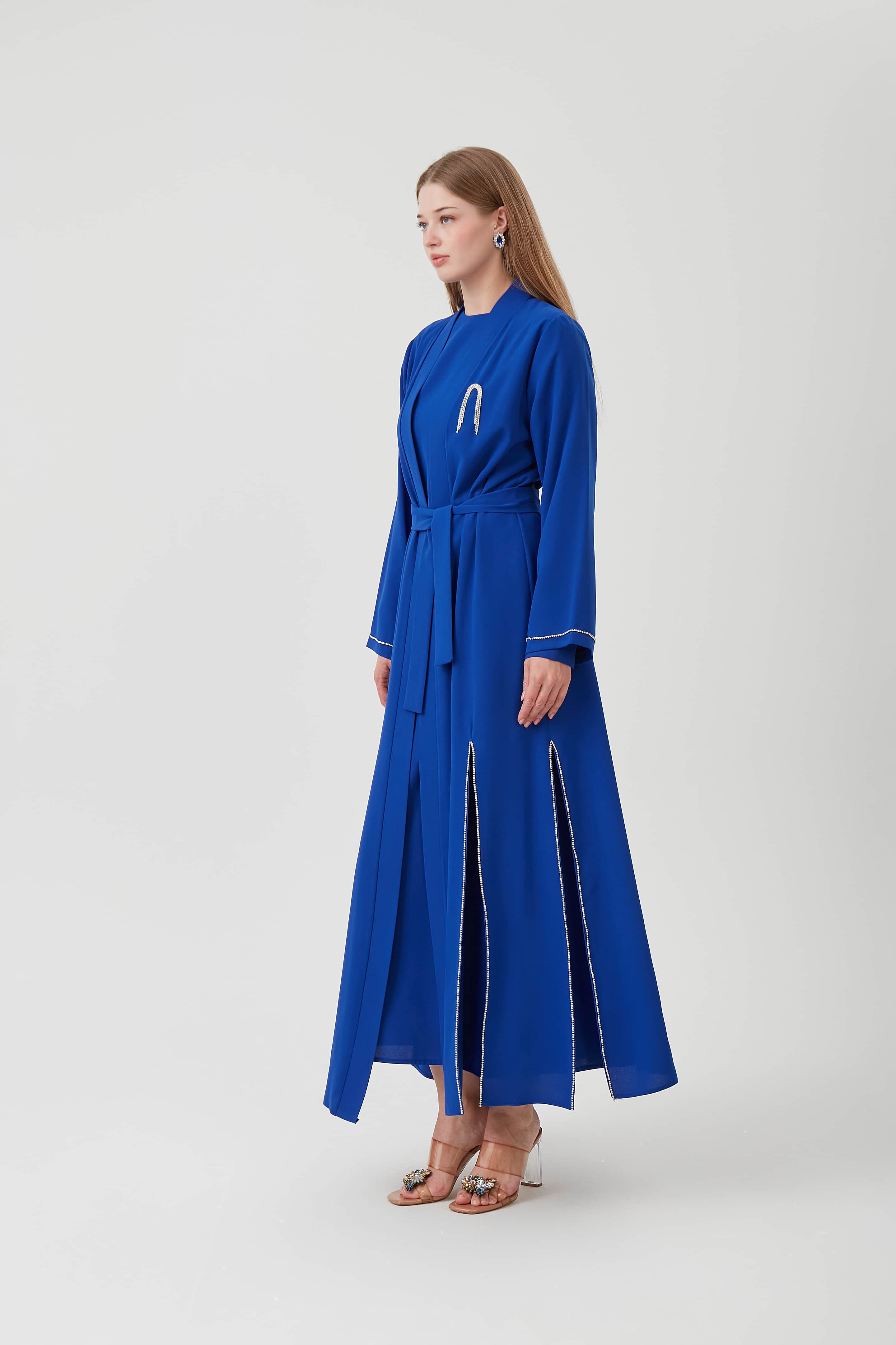 ETEĞİ PARÇALI ZİNCİRLİ ABAYA