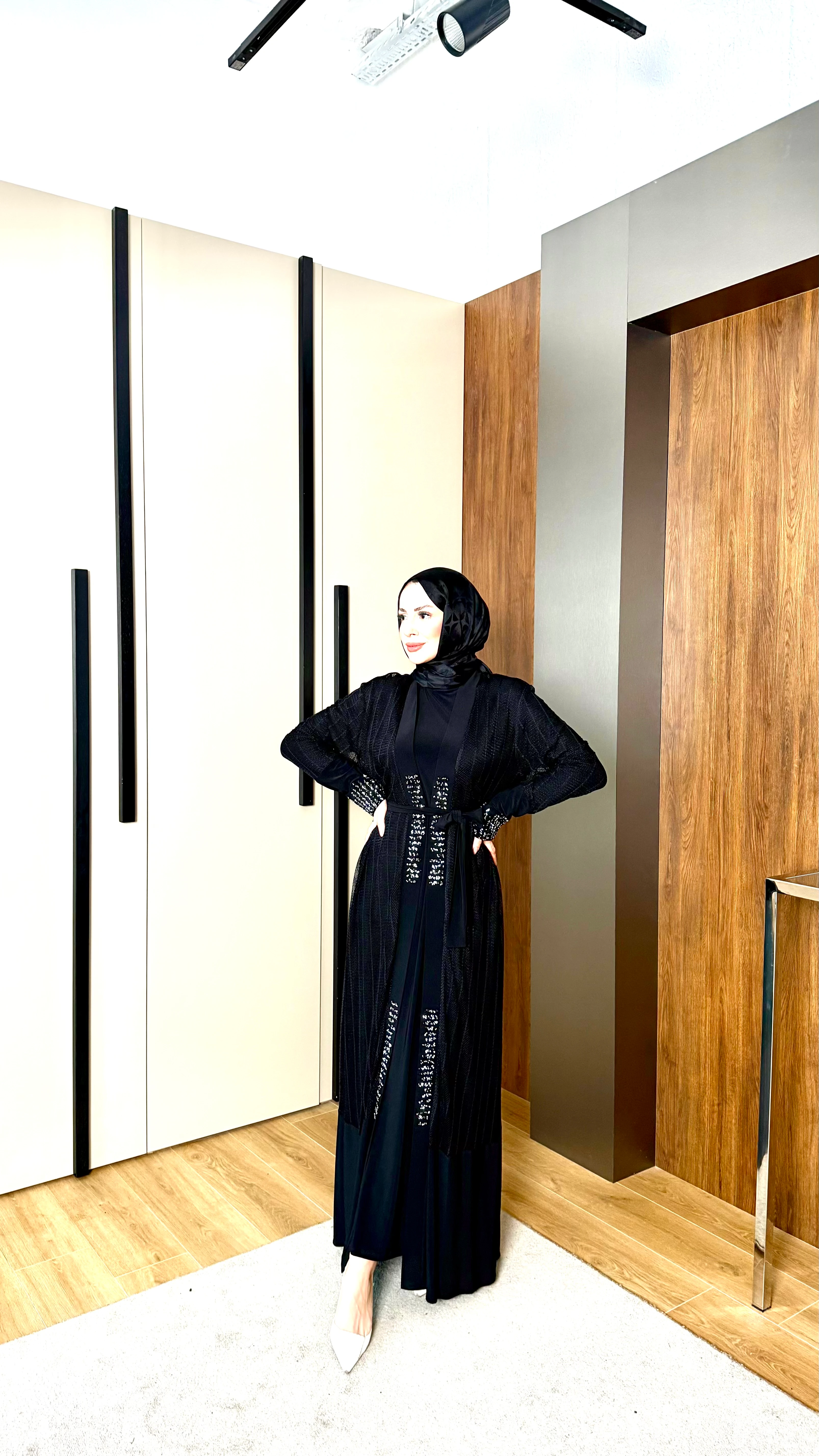 ŞERİT TAŞLI ABAYA 