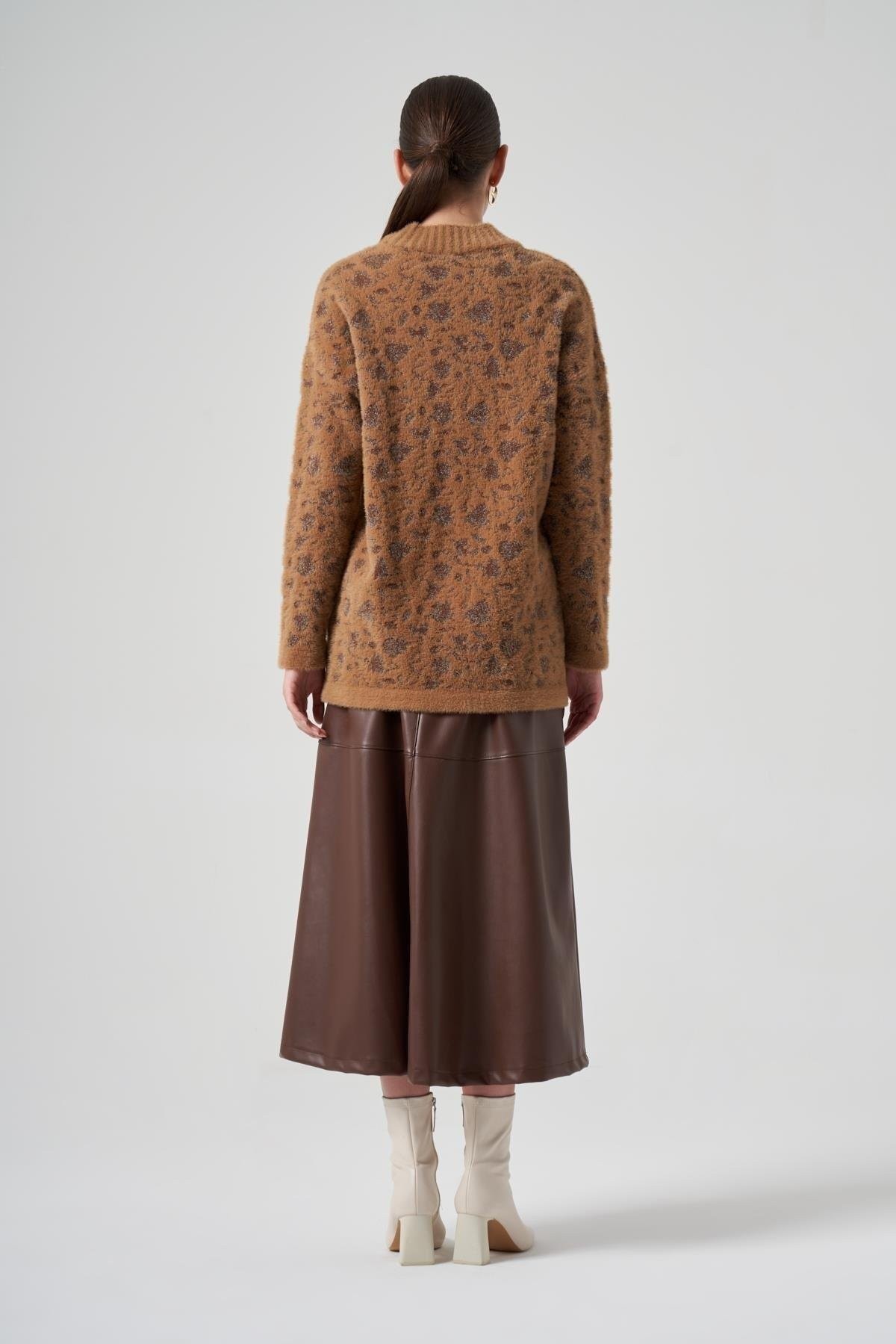 Desenli Kazak-Camel