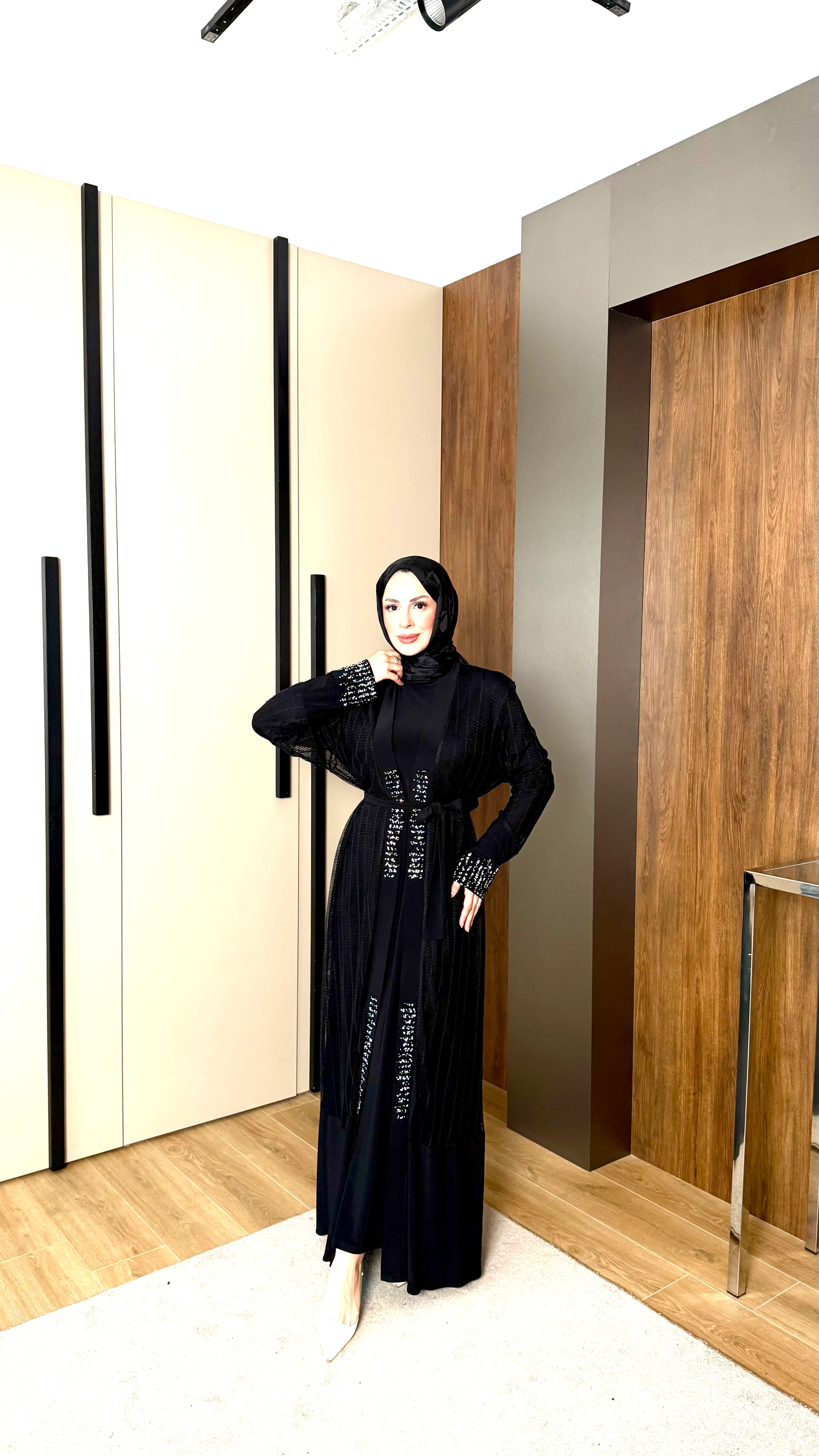 ŞERİT TAŞLI ABAYA  - SİYAH