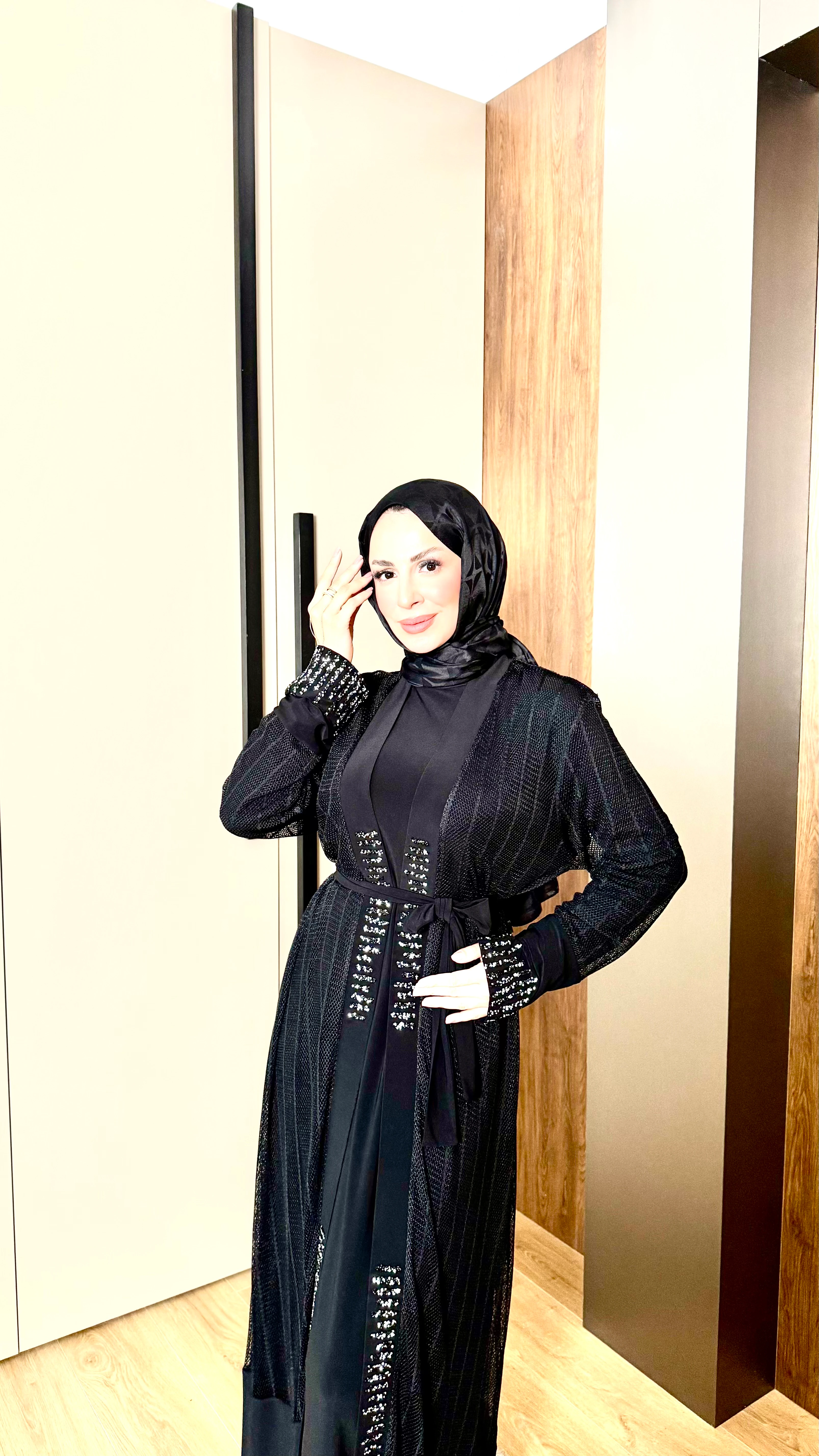 ŞERİT TAŞLI ABAYA 