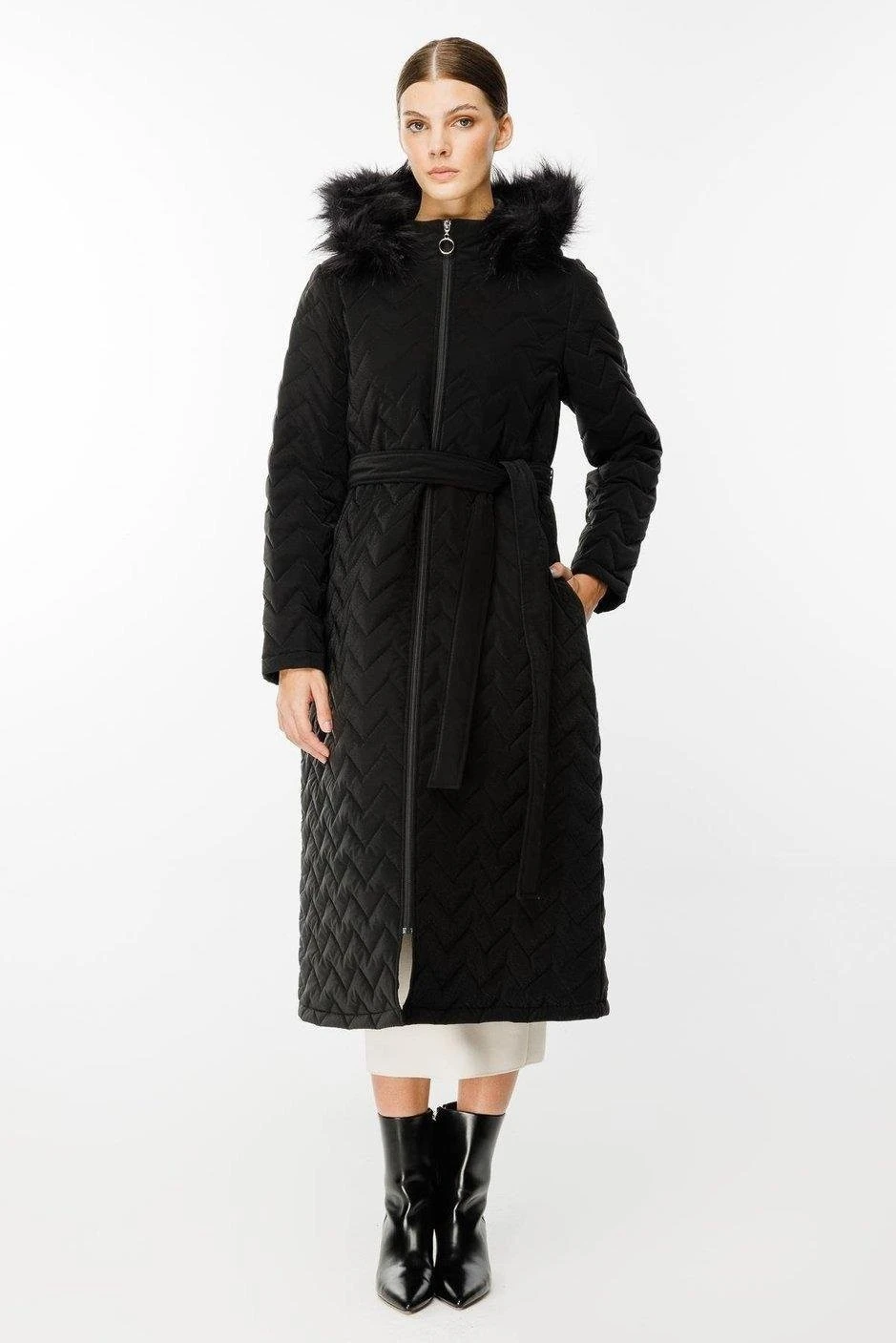 Elele Özel Kapitone Dolgu Kumaş Spor Ve Zamansız Kaban Manto-Siyah