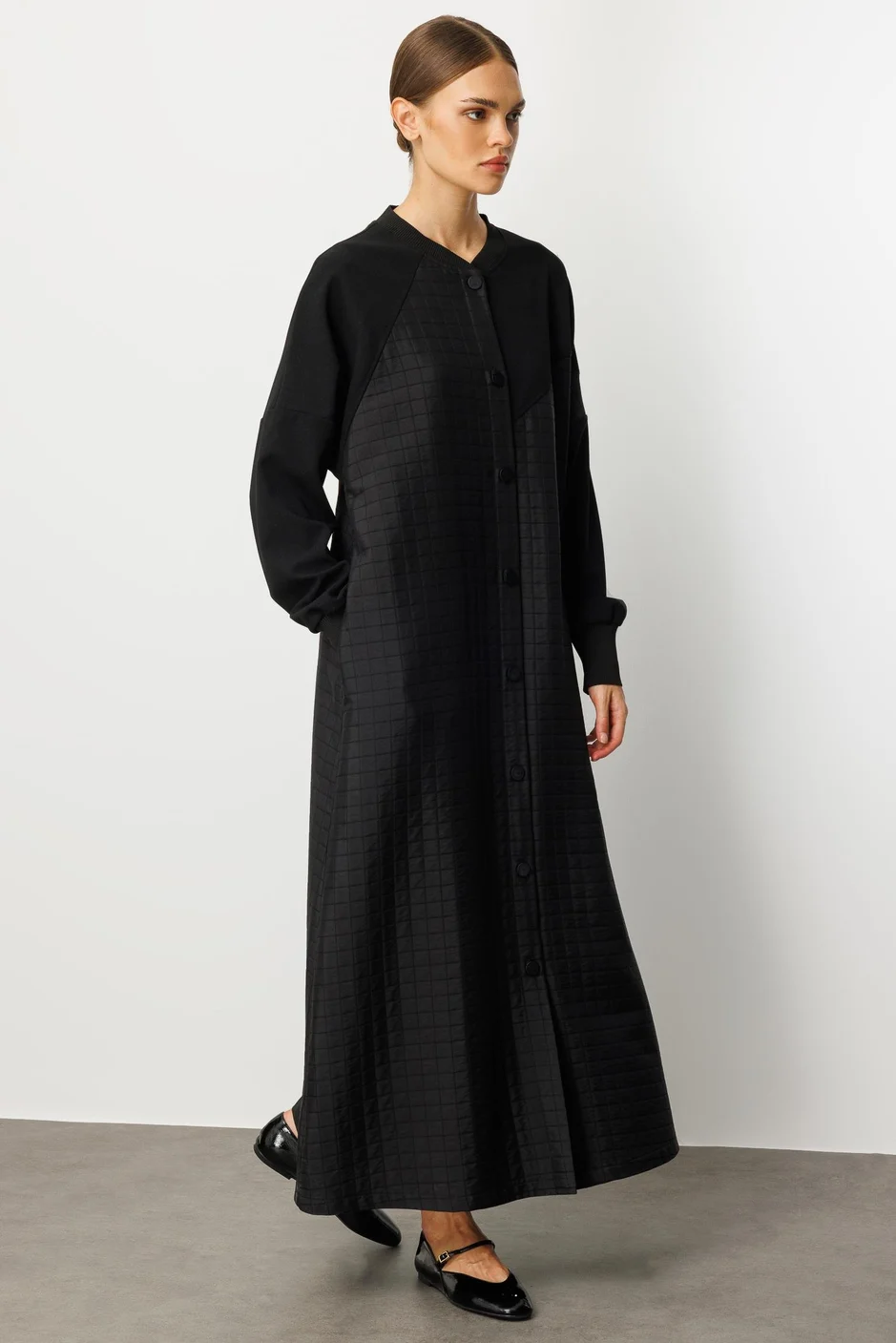 Krep Doku Üst Beden ve Kare Kapitone Jakar Alt Beden Zamansız Mevsimlik Trench 