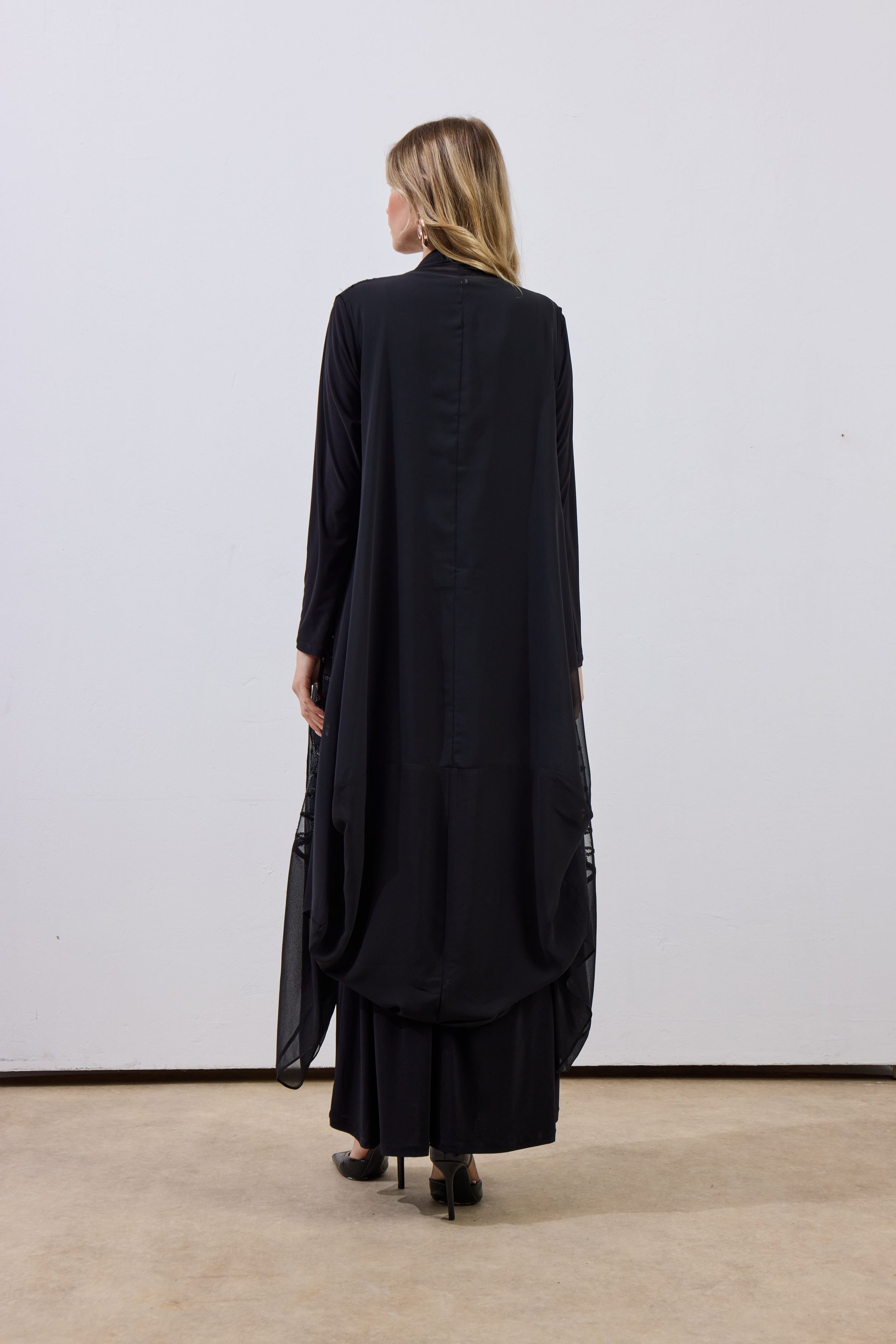 Ahsen Abaya Takım