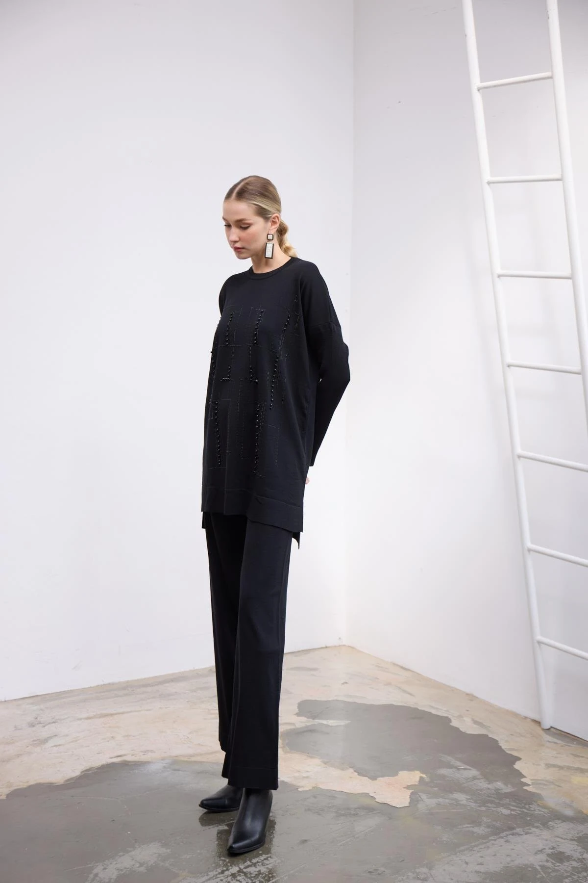 Magiç Taşlı-Siyah