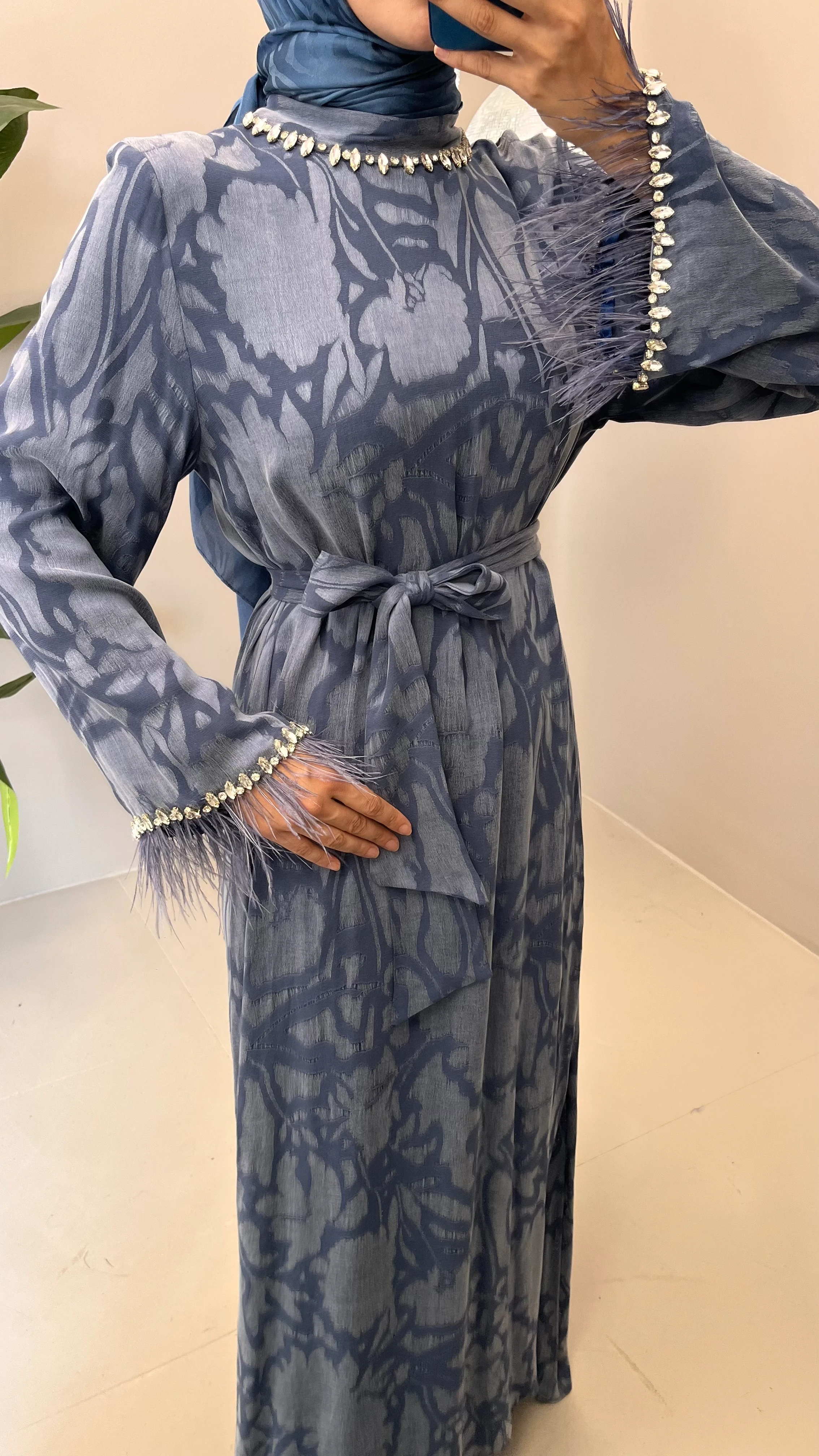 JAKARLI CUPRA TAŞLI ELBİSE 