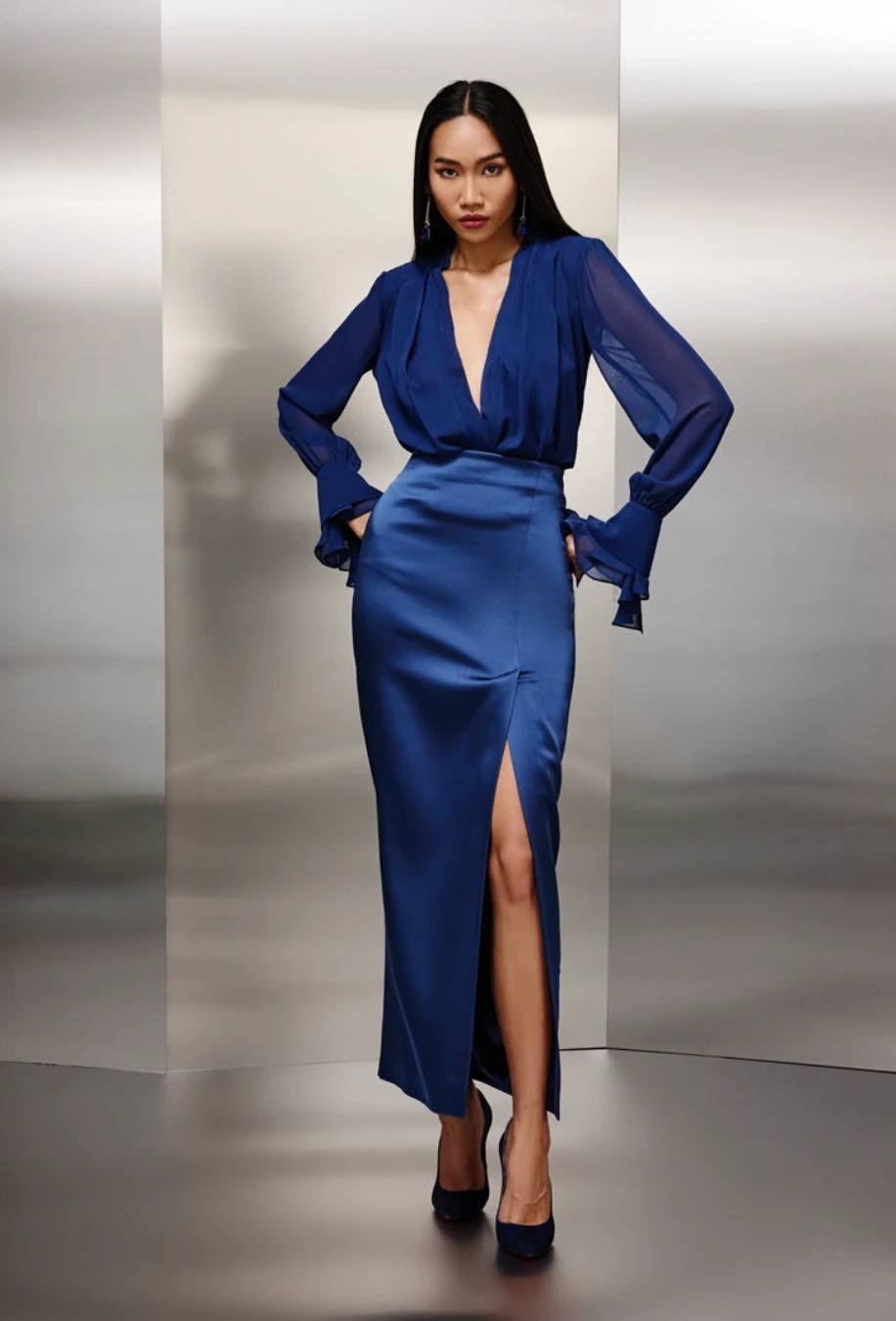 Kol Volan Detayli Pliseli Body