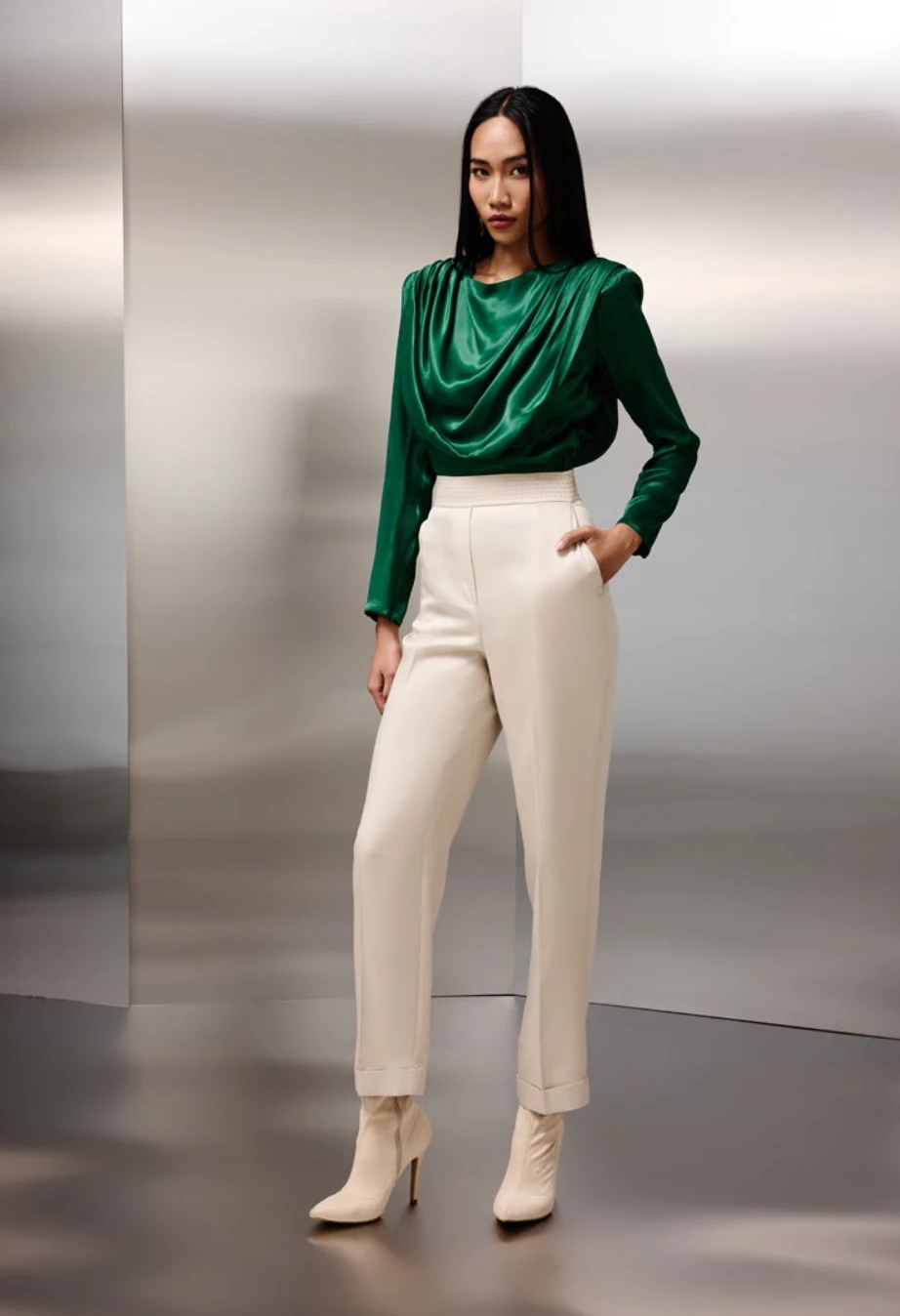 Punto Detaylı Viscon Pantolon