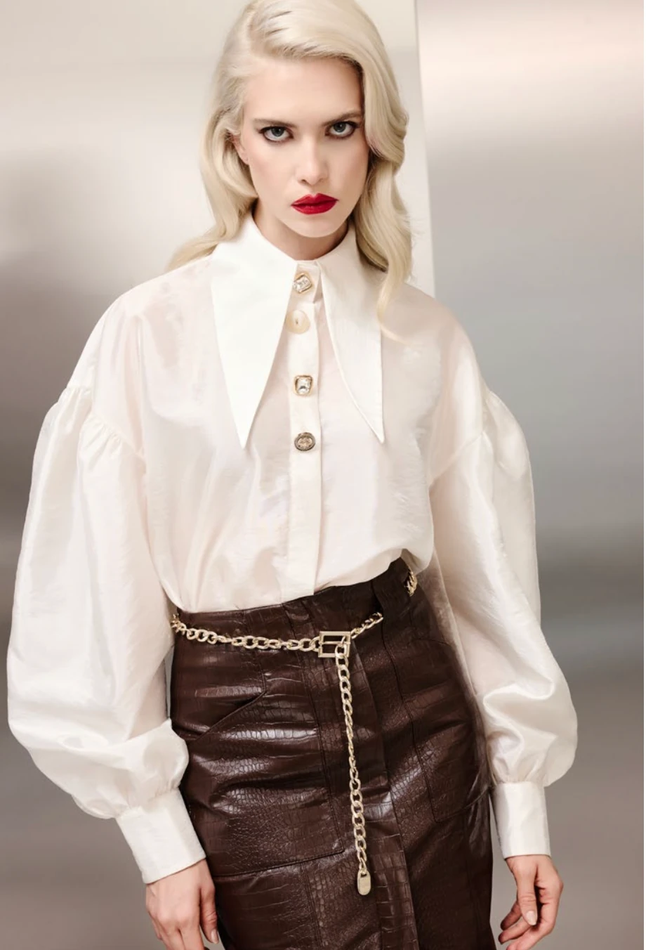 Düğme Detaylı Tasarım Bluz