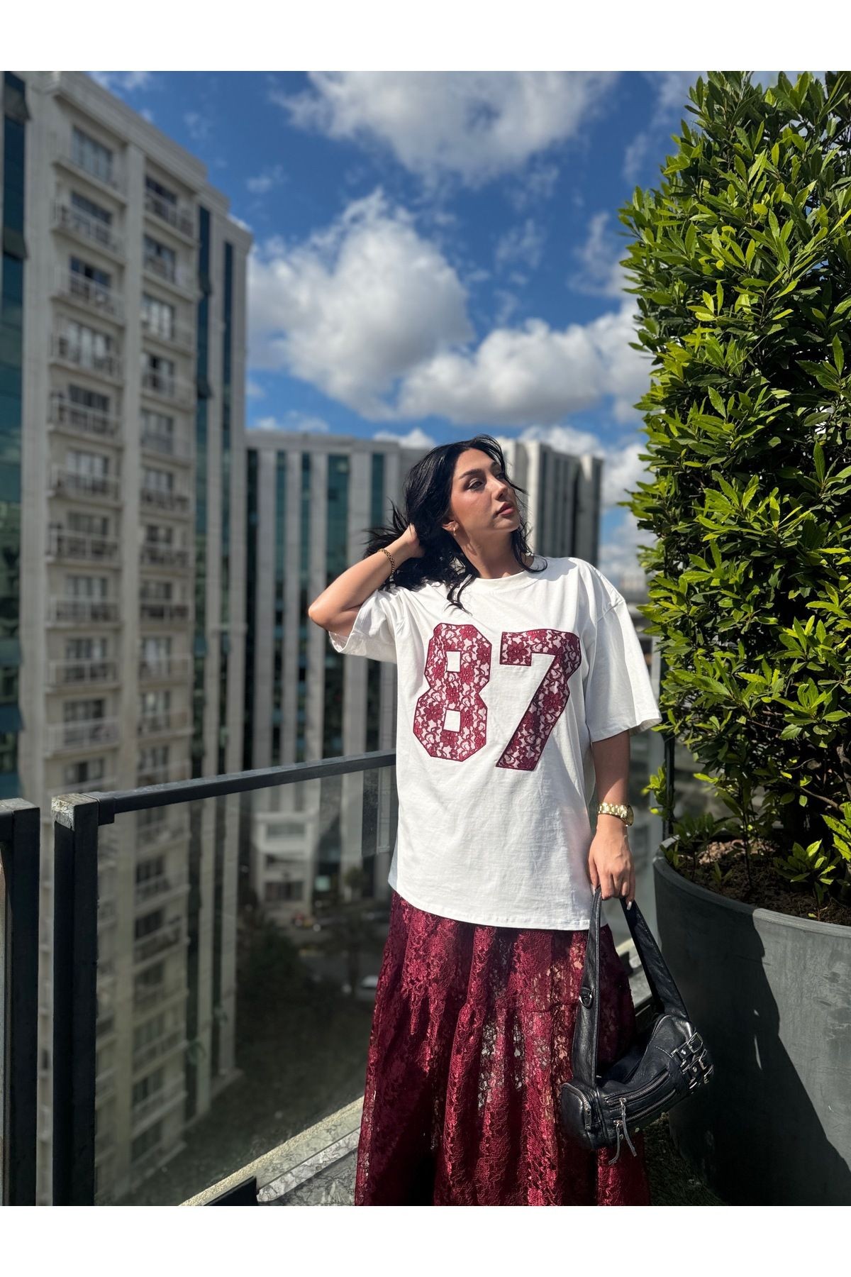Kadın Bordo Dantel Detaylı Oversize T-shirt Ve Astarsız Dantel Etek Alt/üst Takım