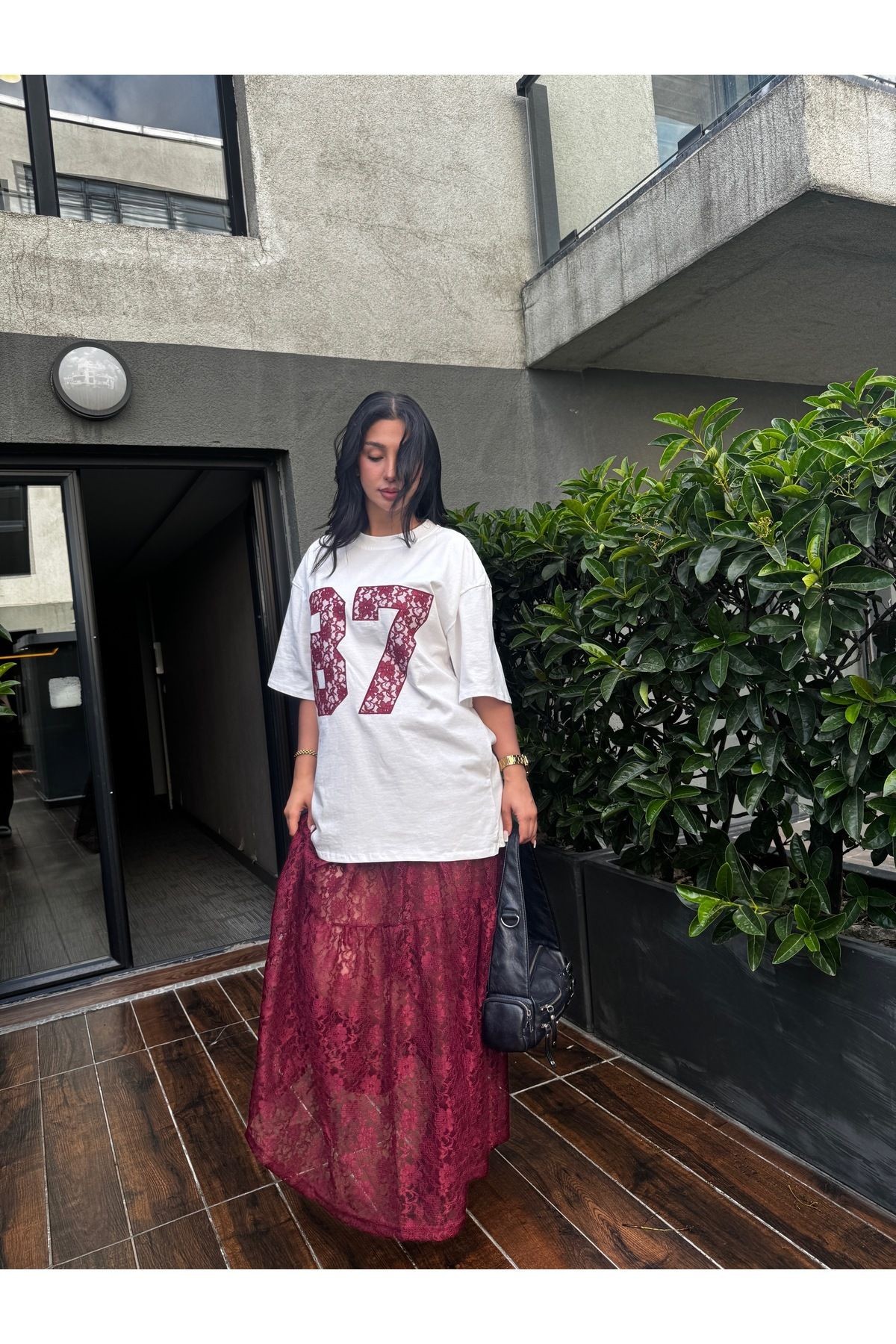 Kadın Bordo Dantel Detaylı Oversize T-shirt Ve Astarsız Dantel Etek Alt/üst Takım