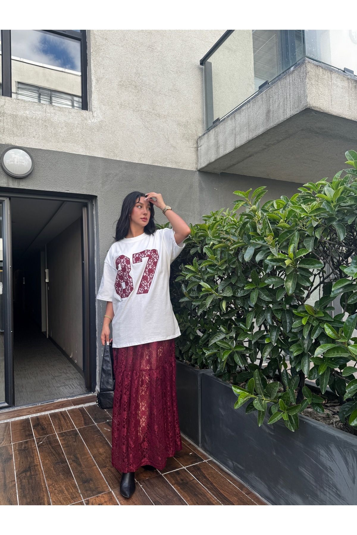 Kadın Bordo Dantel Detaylı Oversize T-shirt Ve Astarsız Dantel Etek Alt/üst Takım