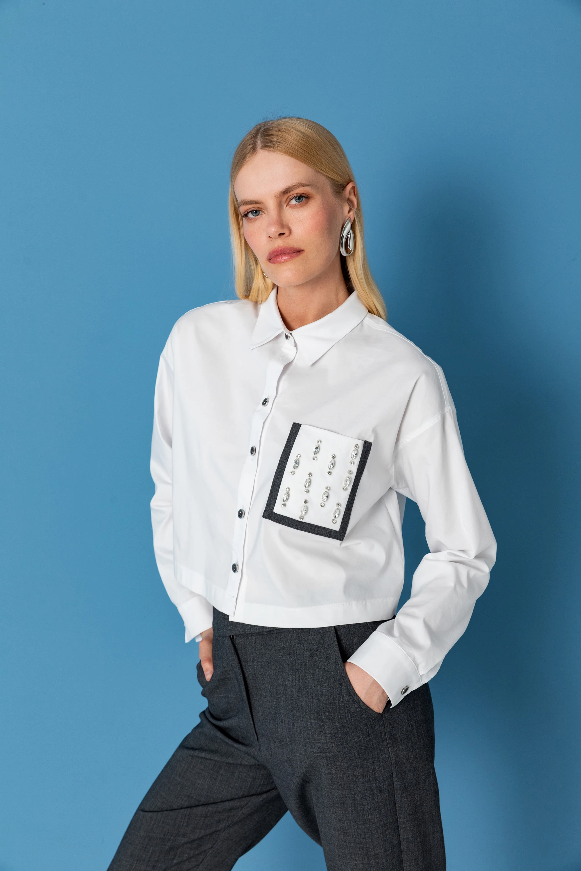 26KG008 CEP DETAYLI GÖMLEK