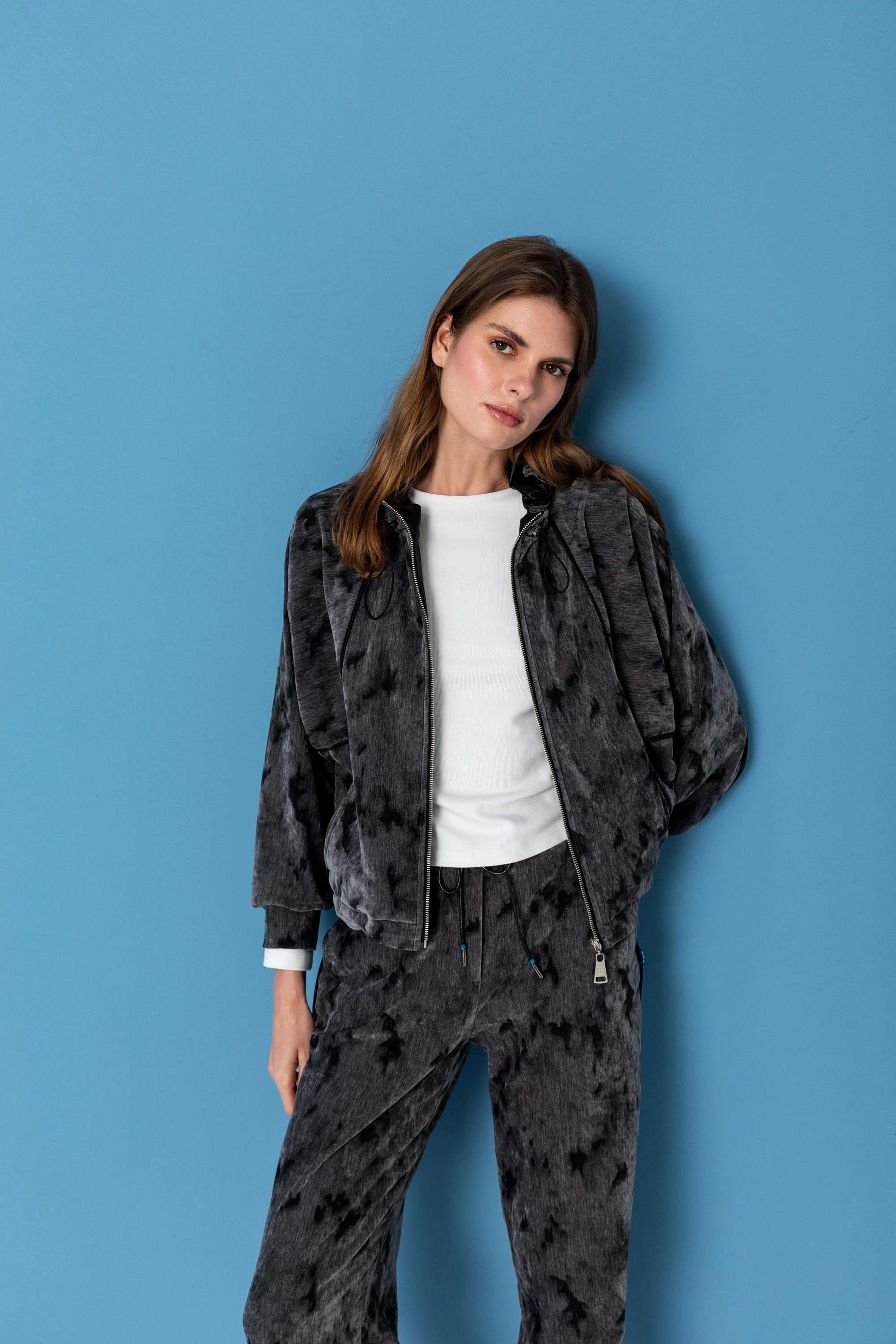 26KF006 KADİFE BOL PAÇA EŞOFMAN