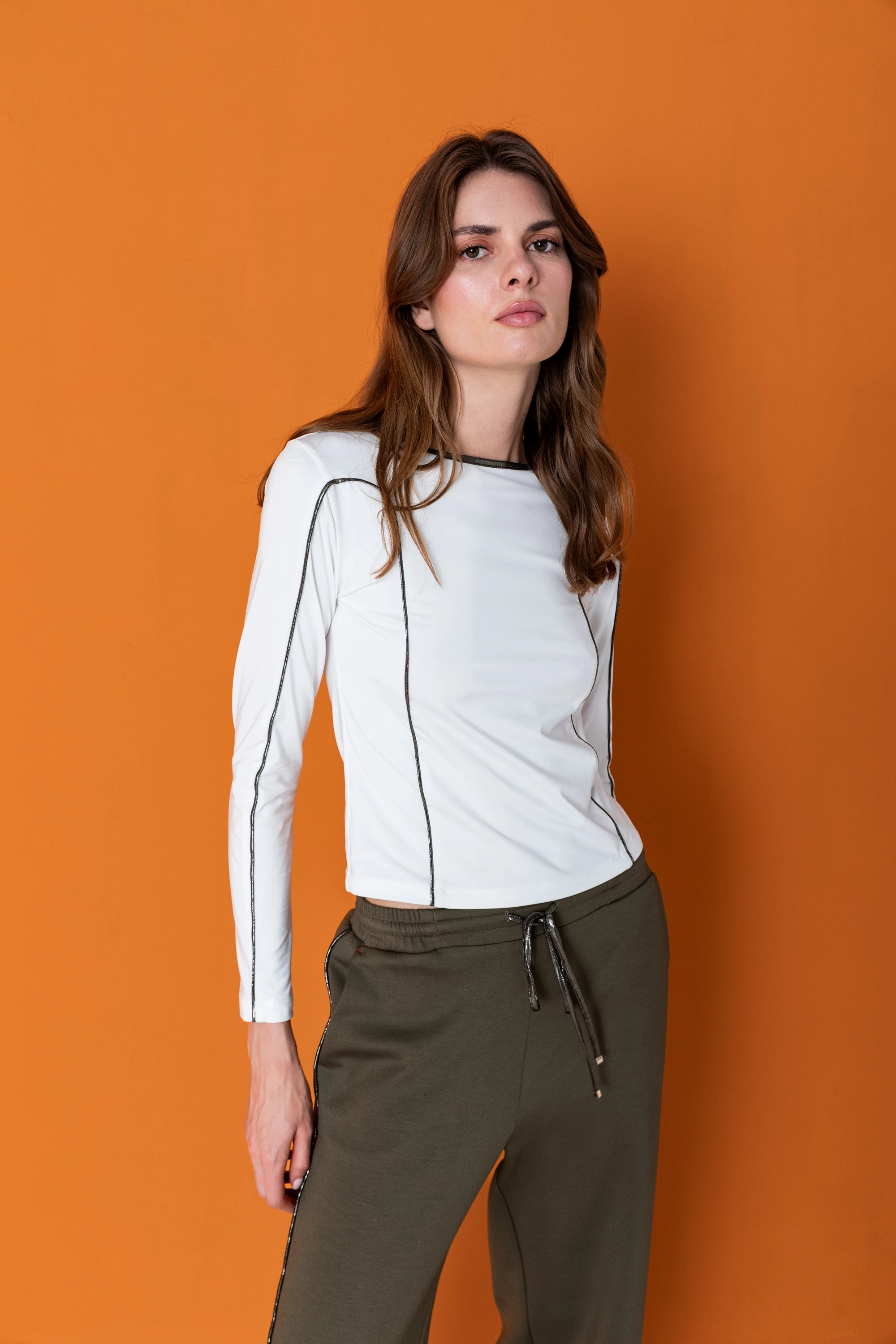 26KB005 GARNİ BİYELİ BLUZ