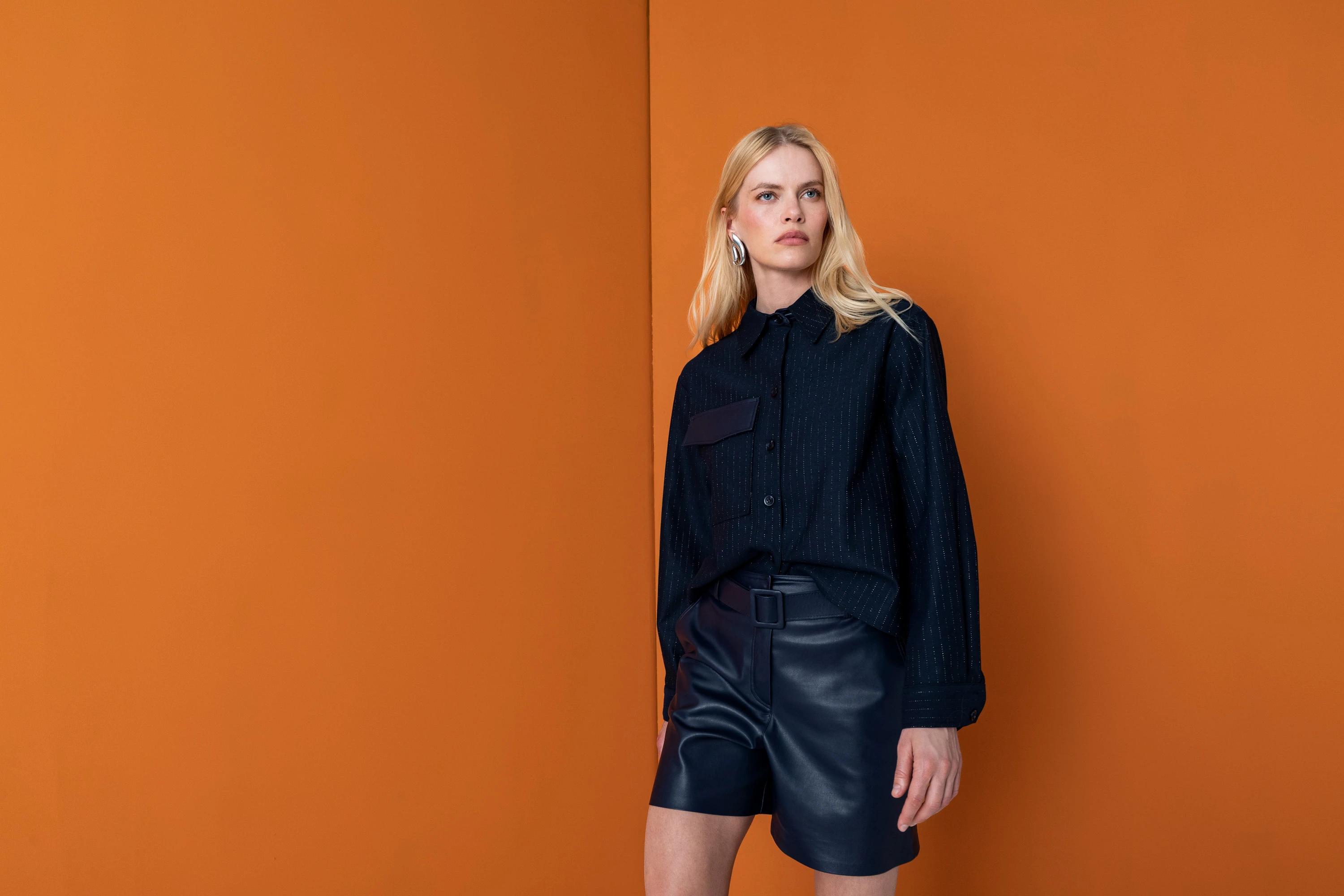 26KŞ001 DERİ ŞORT