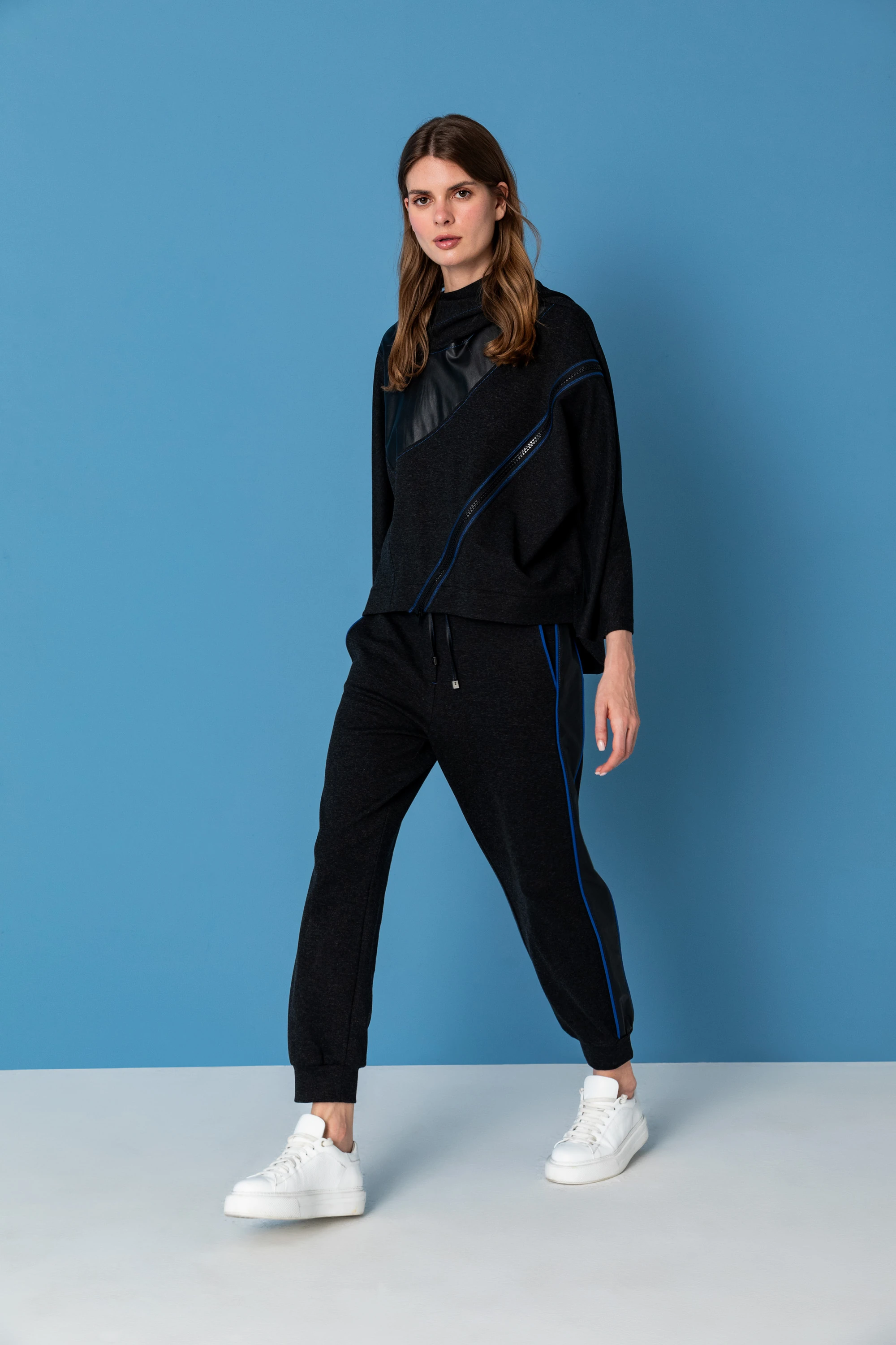 26KS013 FERMUAR DETAYLI SWEAT