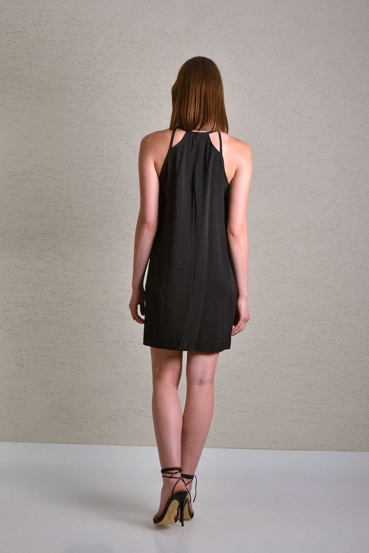 25YE040 ASKILI KISA ELBİSE