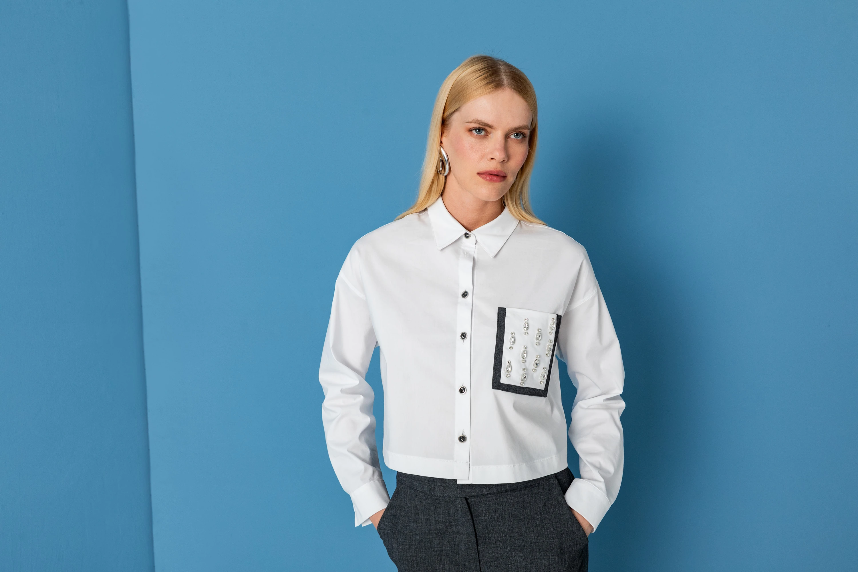 26KG008 CEP DETAYLI GÖMLEK