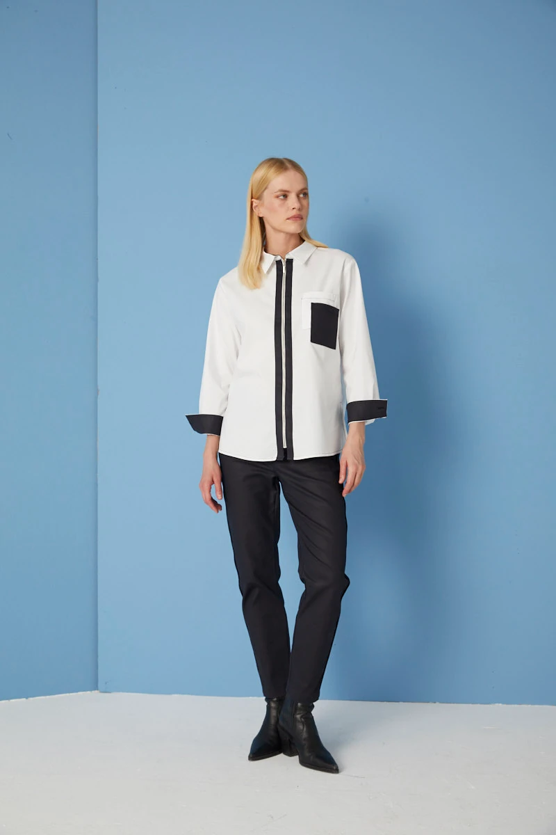 26KP011 LAK KAPLAMALI PANTOLON