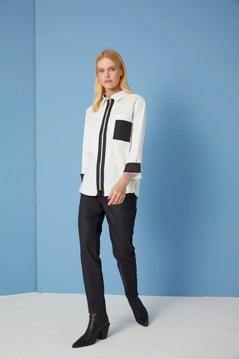 26KP011 LAK KAPLAMALI PANTOLON