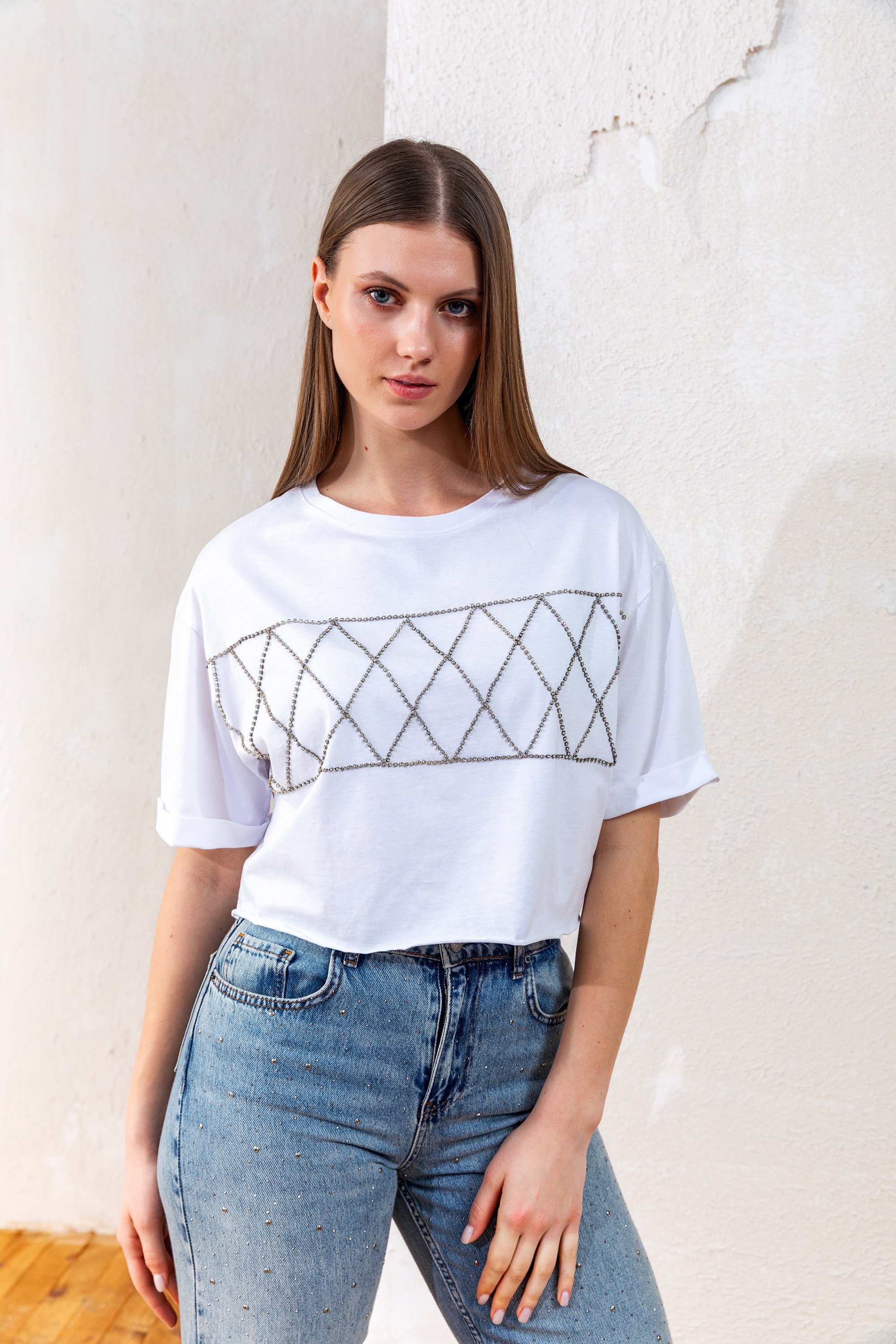 25Y2T037 ZİNCİR TAŞLI TSHIRT
