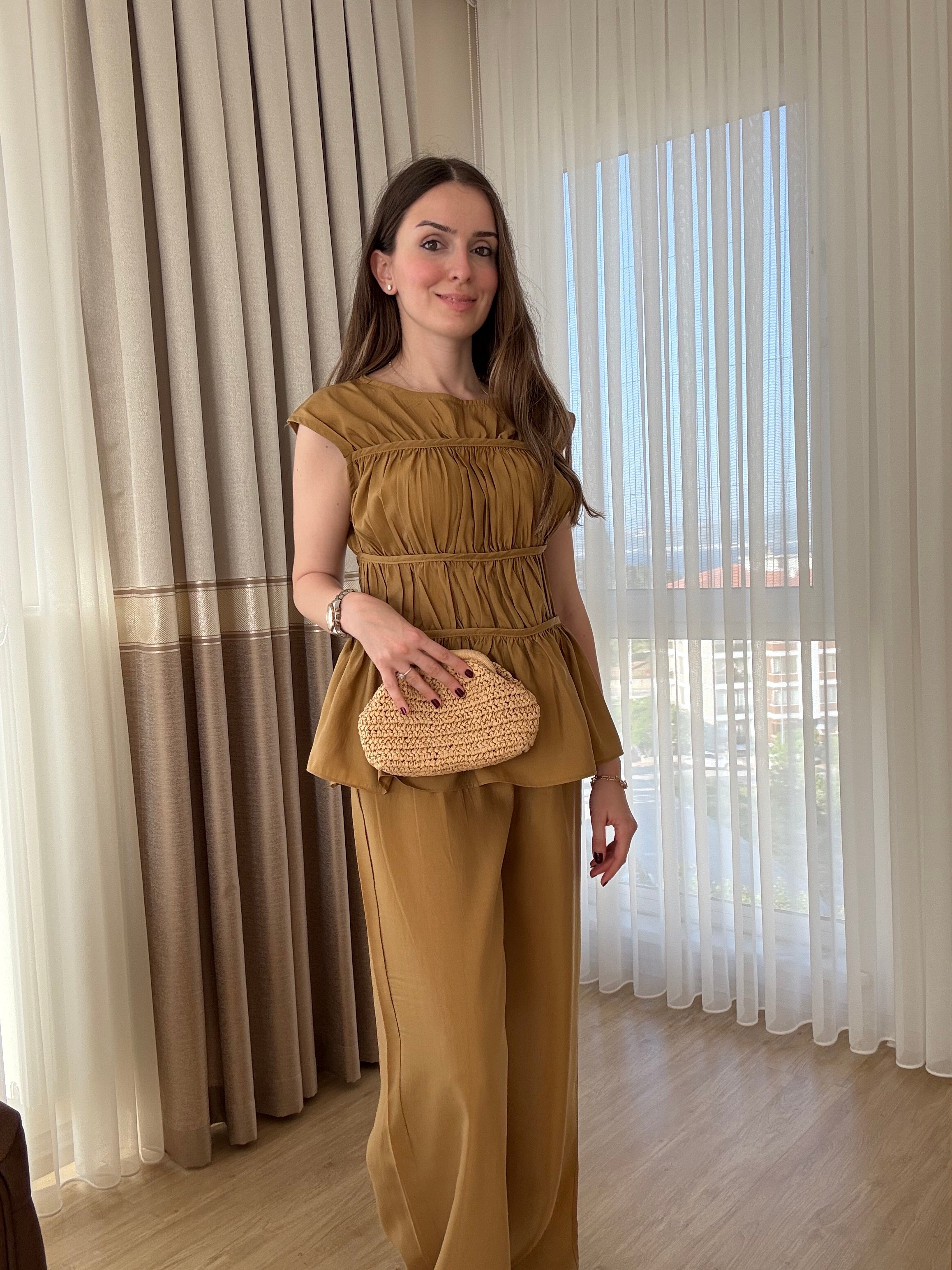 Tencel Kumaş Büzgülü Bluz Pantolon Takım - YAĞ YEŞİLİ