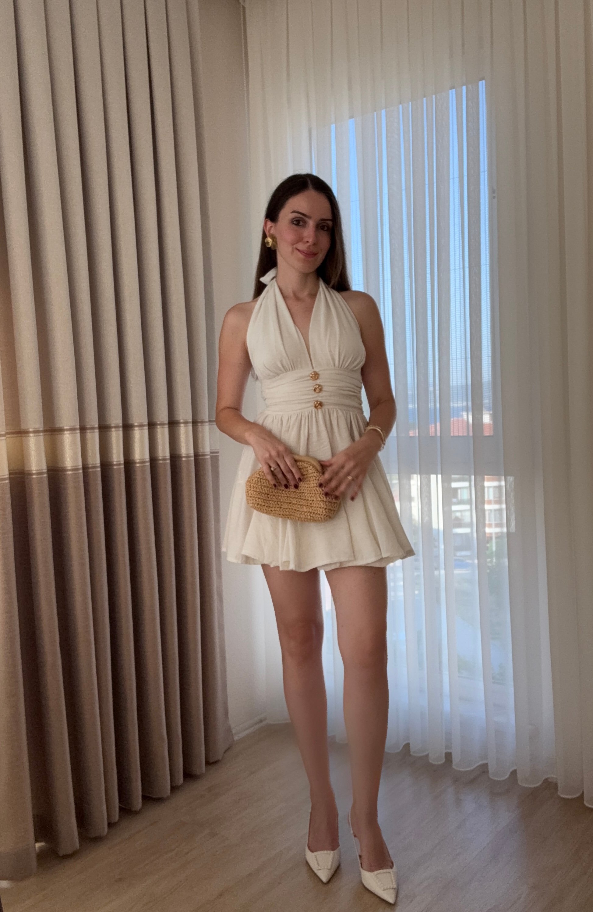Boyundan Bağlamalı Mini Elbise Laura