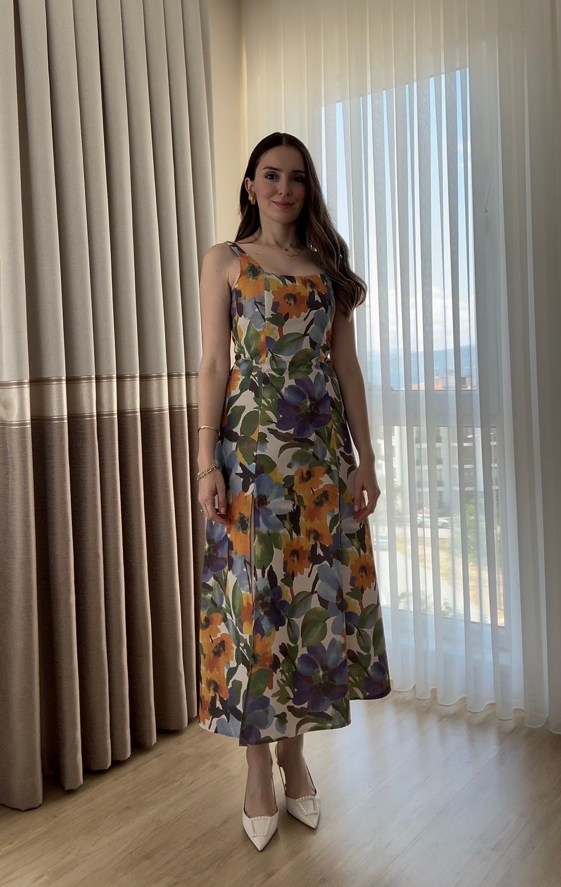 Kare Yaka Çiçek Desenli Keten Elbise Teresa