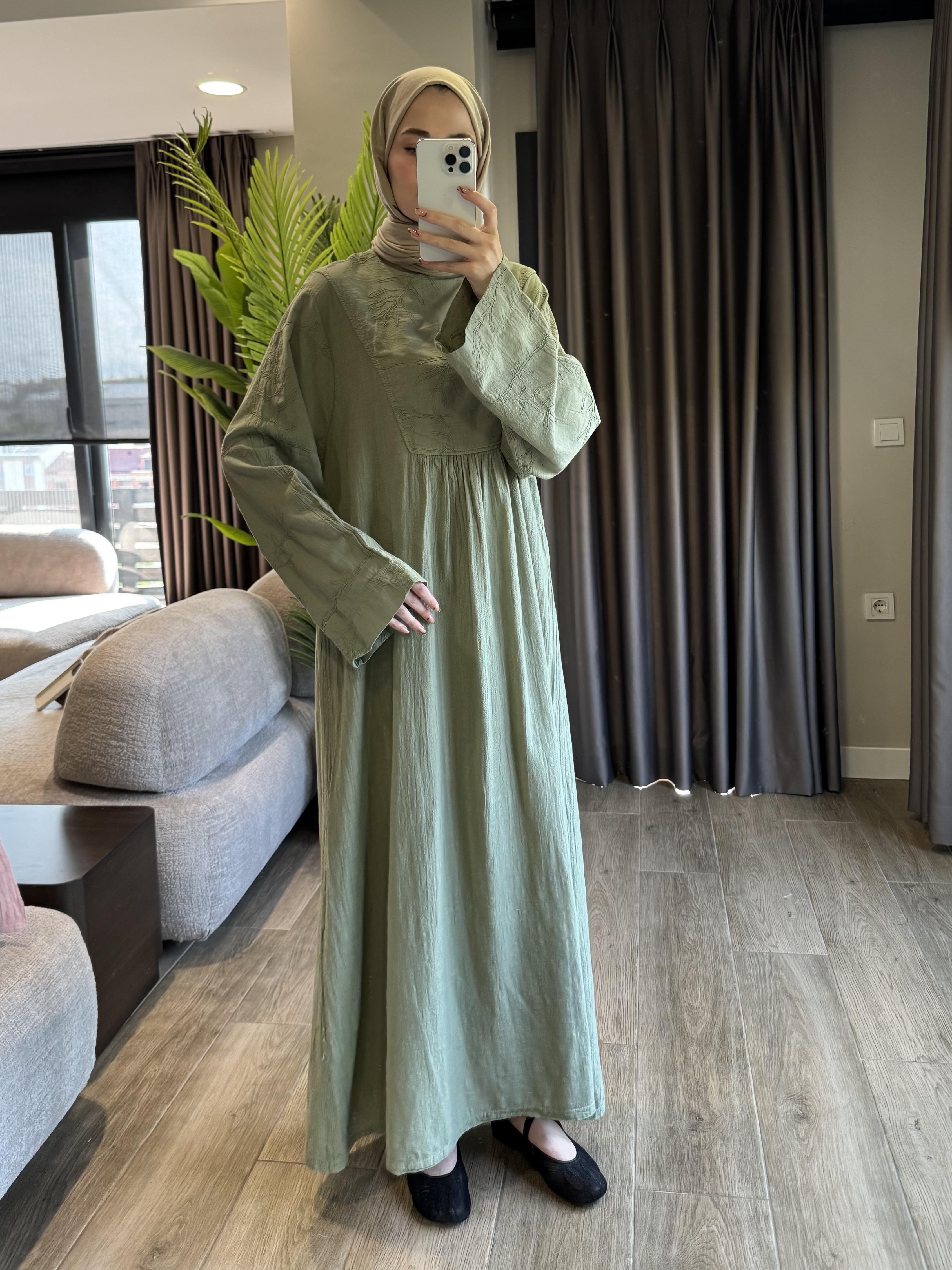 Nakışlı Keten Elbise