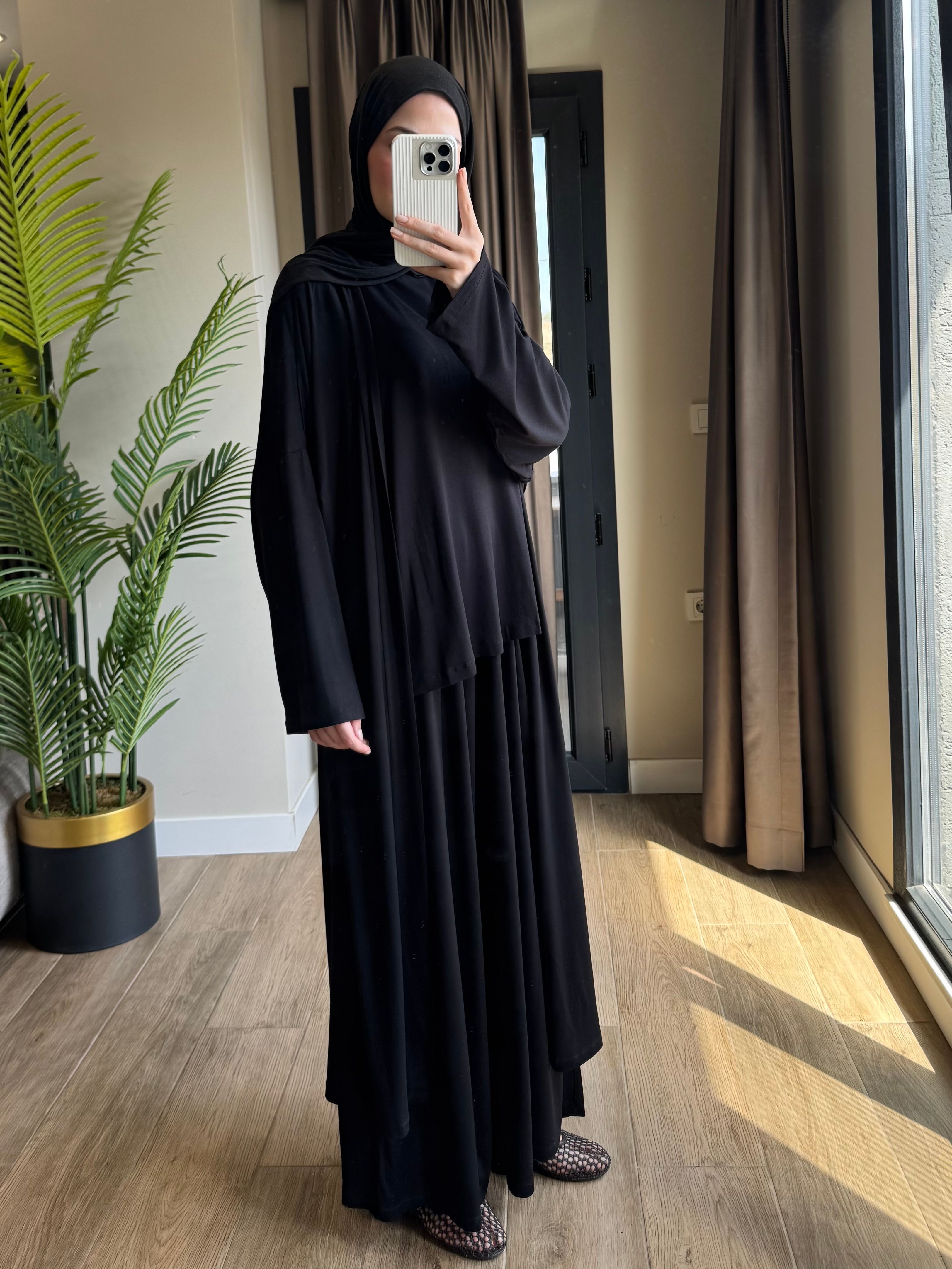 Sonya üçlü takım