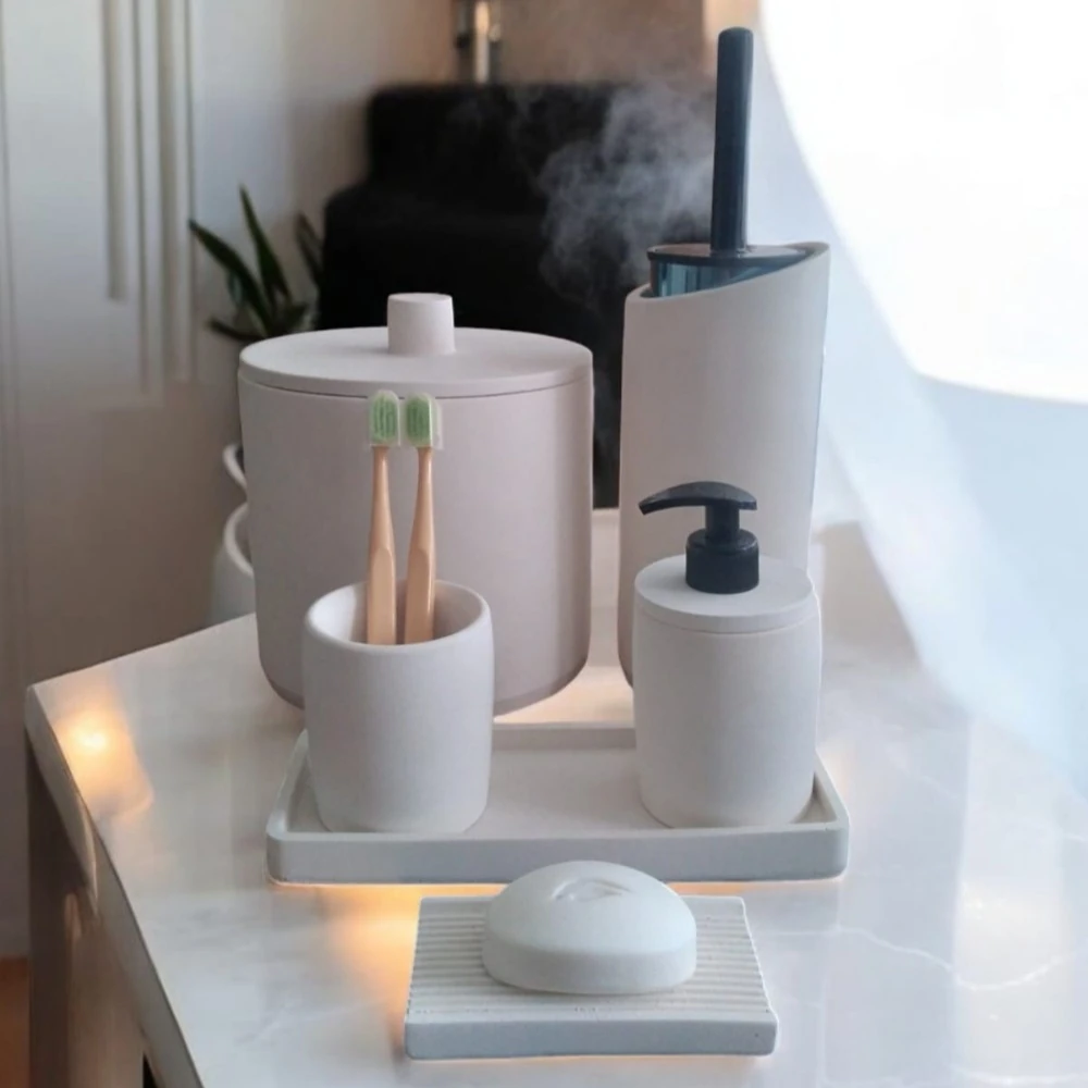 Mermer Serisi Kırık Beyaz Beton Banyo Seti,Çöp Kovasi,Tuvalet Fırçası Takim