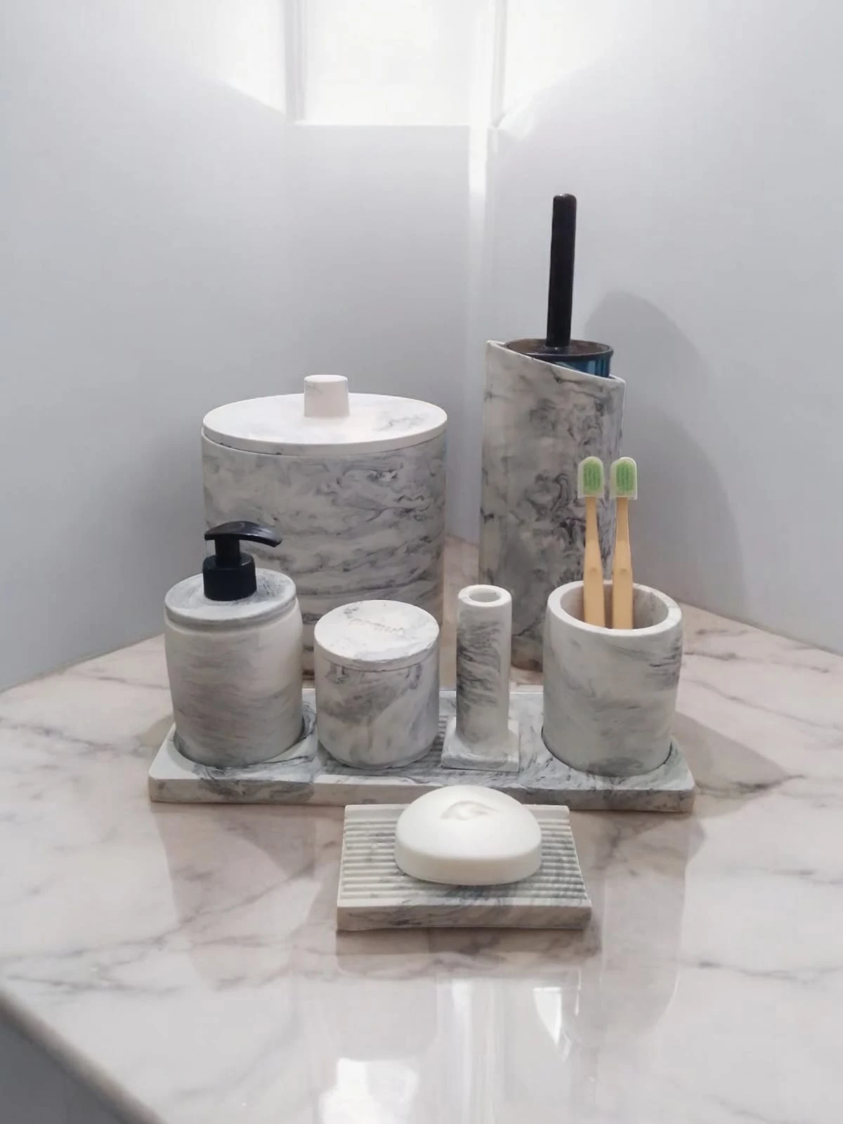 Mermer Desen Tam Beton Banyo Seti Tuvalet Wc Sıvı Sabunluk Diş Fırçalığı Aksesuar Takımı