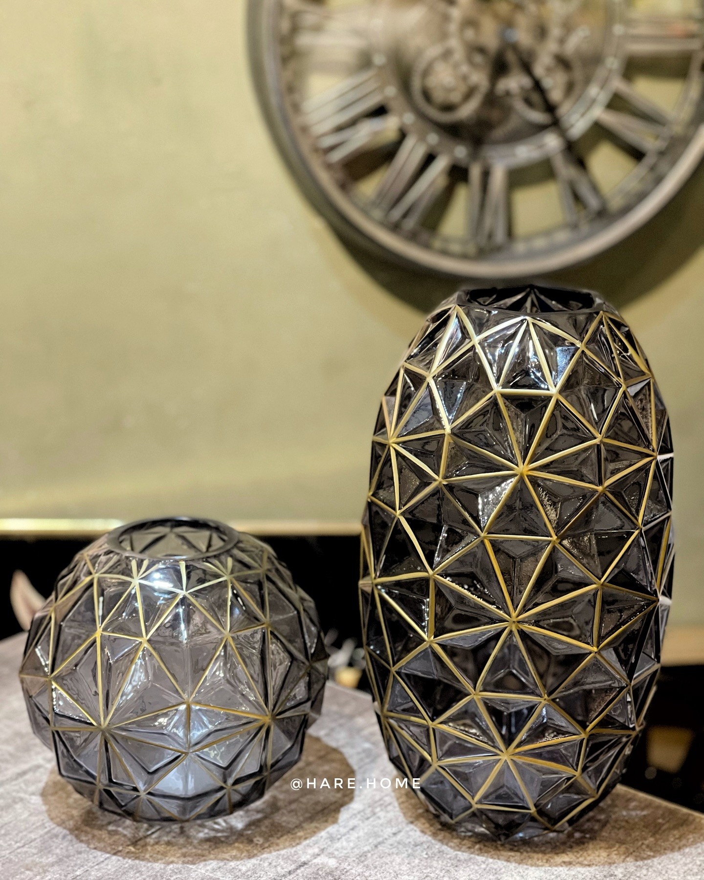 Geometrik Detaylı Dekoratif Cam Vazo Seti
