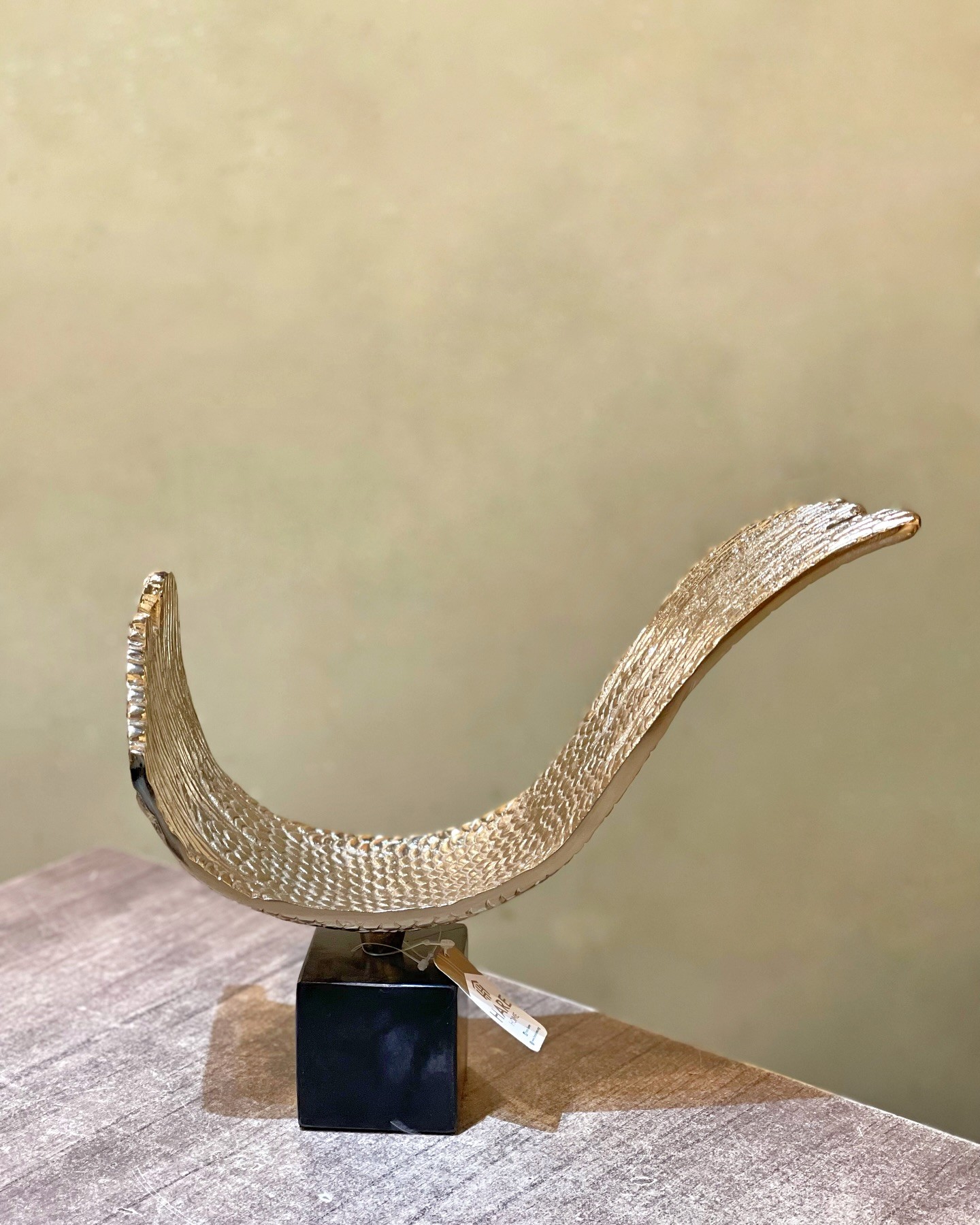 Soyut Kuş Kanadı Dekoratif Obje Gold