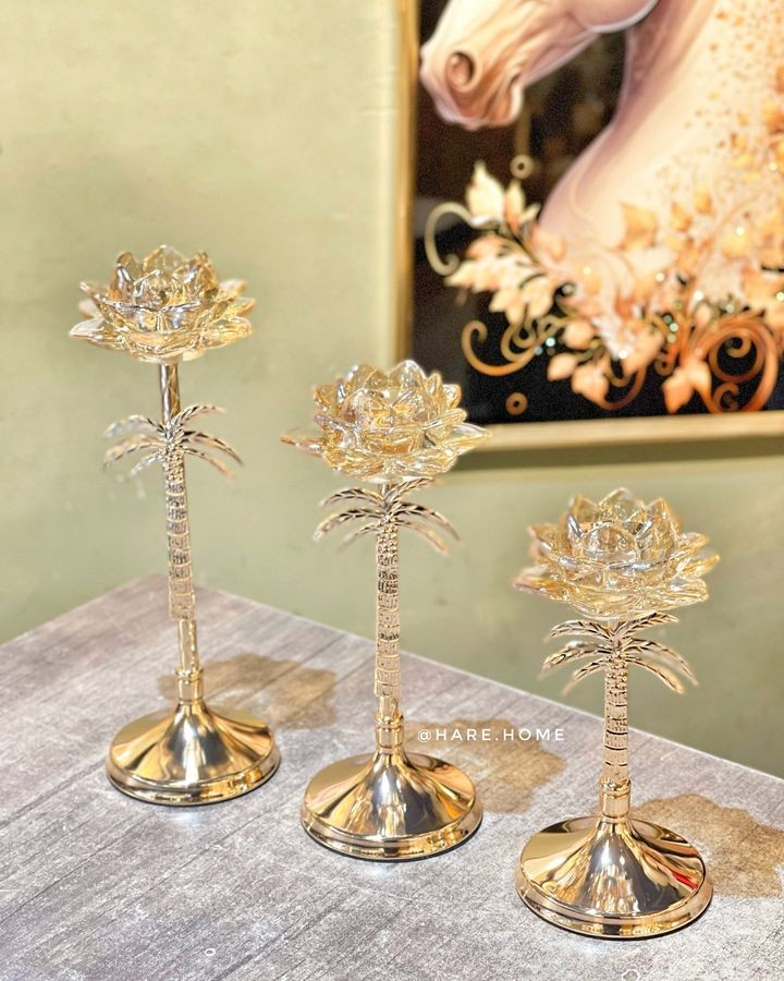 Palmiyeli Lotus Şamdan Mumluk Gold