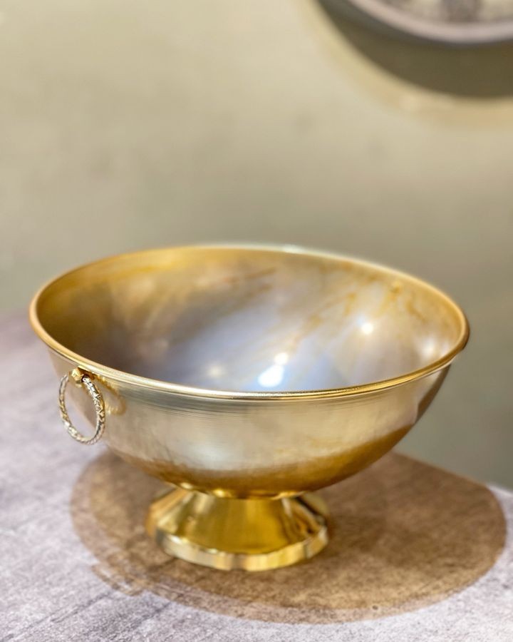 Küpeli Metal Yapay Çiçek Saksısı Gold