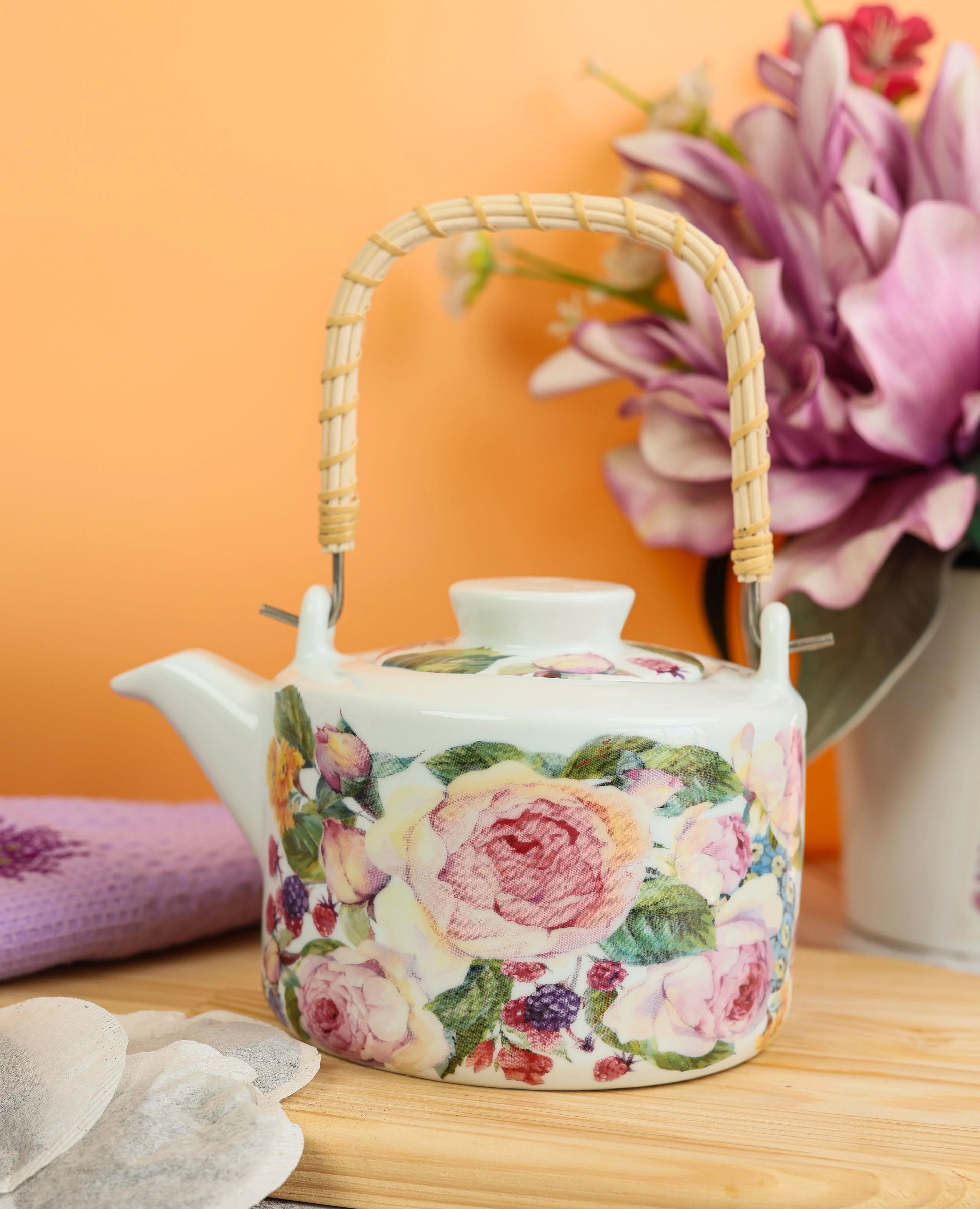 Rose Deluxe Gül Desenli Hasır Saplı Porselen Demlik