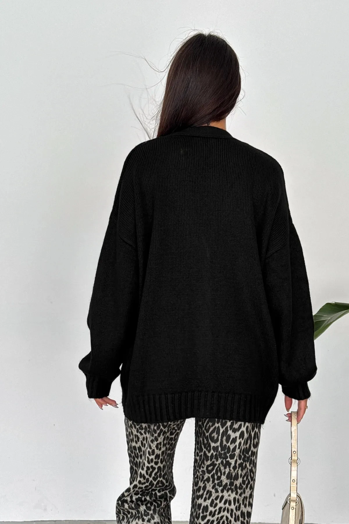 Düşük Omuz Oversize Triko Hırka Siyah