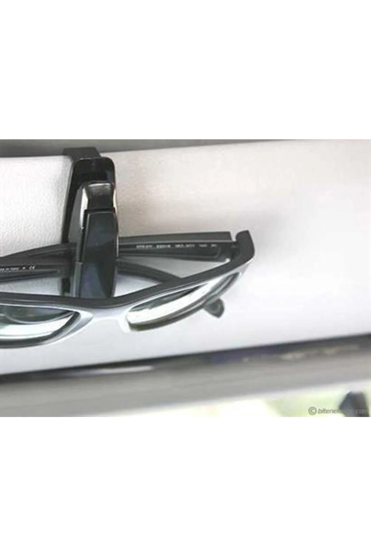 Araç Içi Mandallı Güneş Gözlüğü Kartvizit Tutacağı Klips Aparat