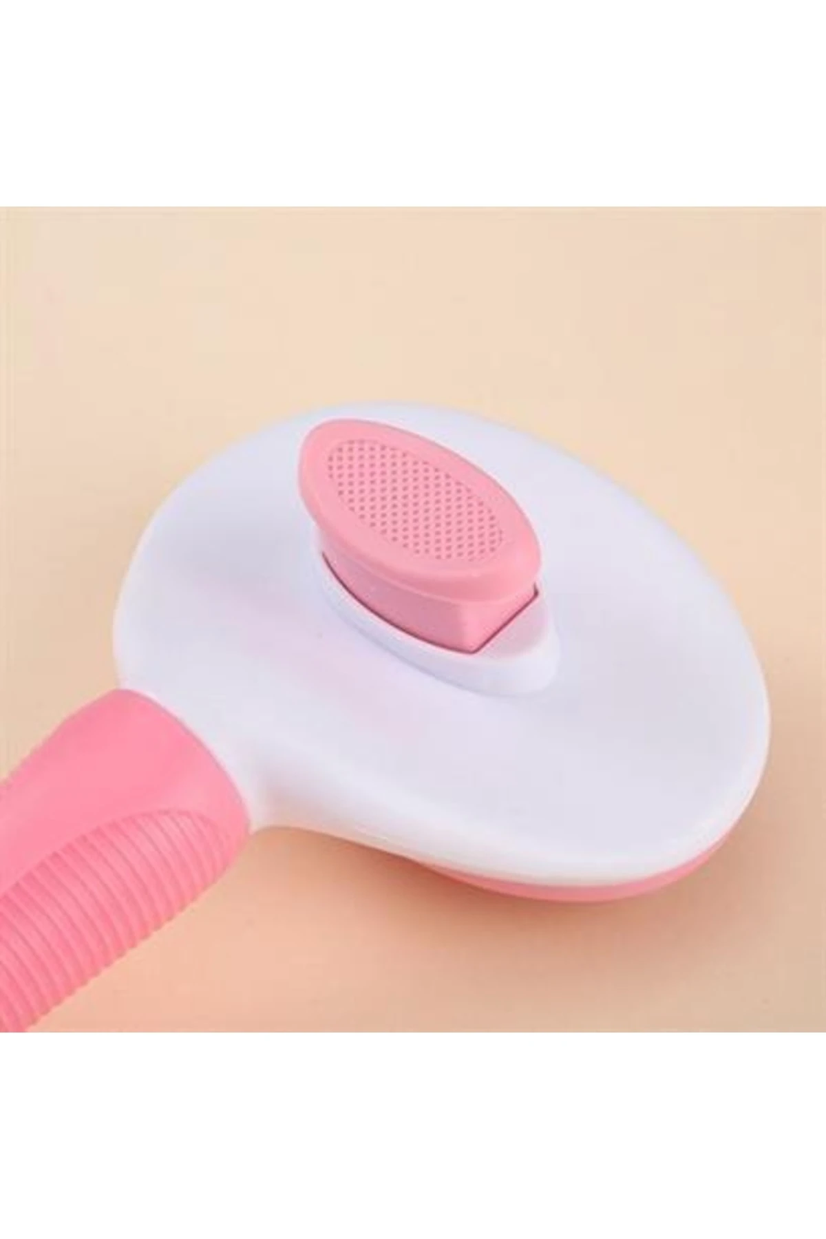 Kedi Köpek Tüy Toplayıcı Kendini Temizleyebilen Ergonomik Saplı Evcil Hayvan Tarağı Pembe