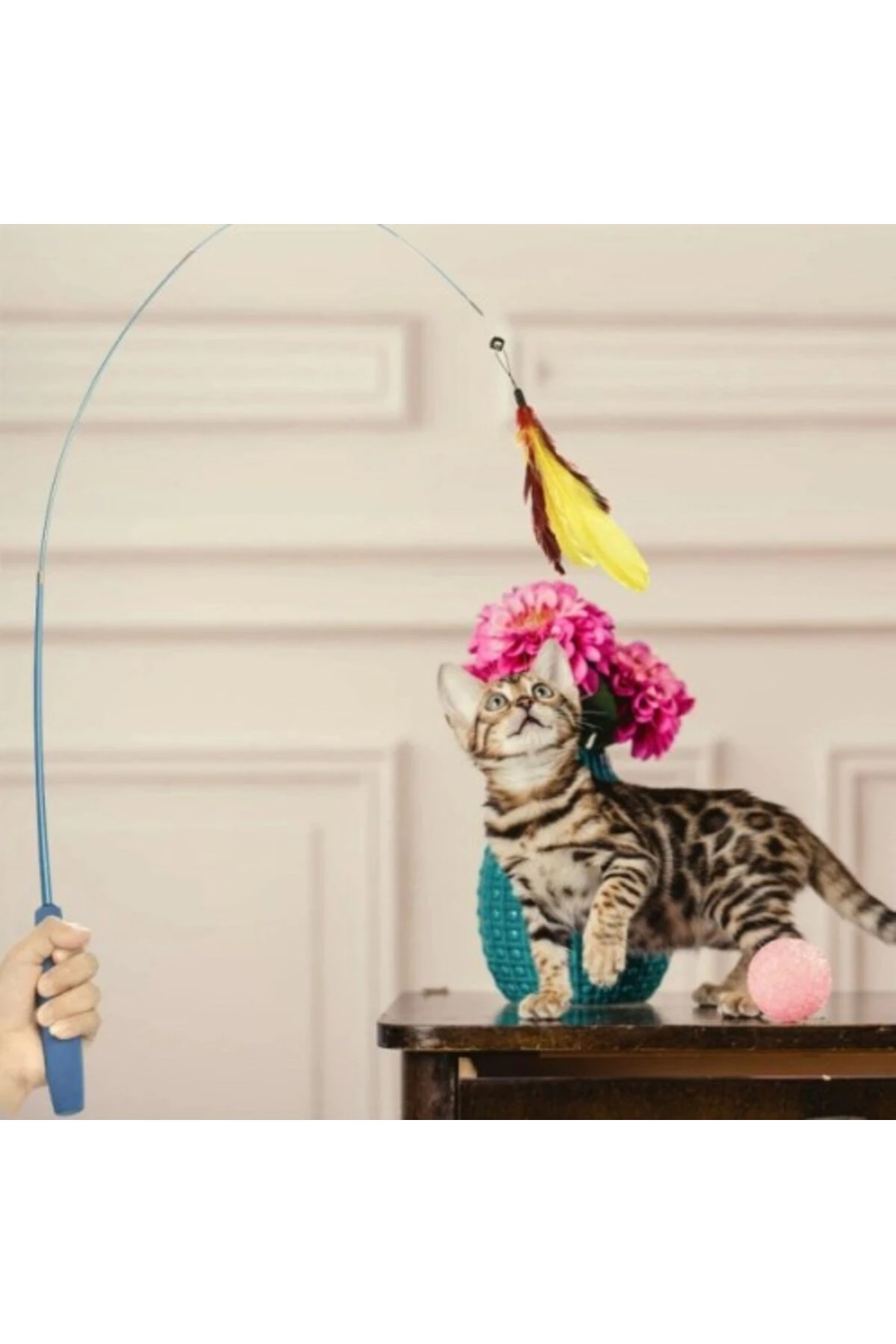 Teleskopik Zilli Ve Tüylü Kedi Oyuncağı
