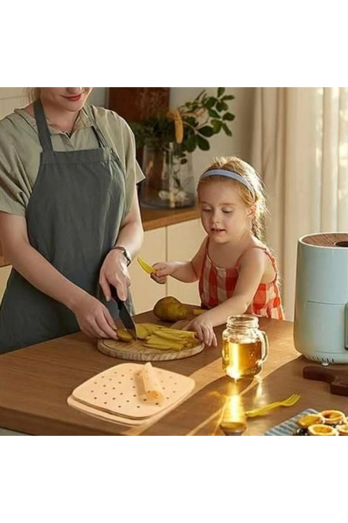 50 Adet Air Fryer Pişirme Kağıdı Tek Kullanımlık Hava Fritöz Yapışmaz Yağlı Kağıt Delikli Model