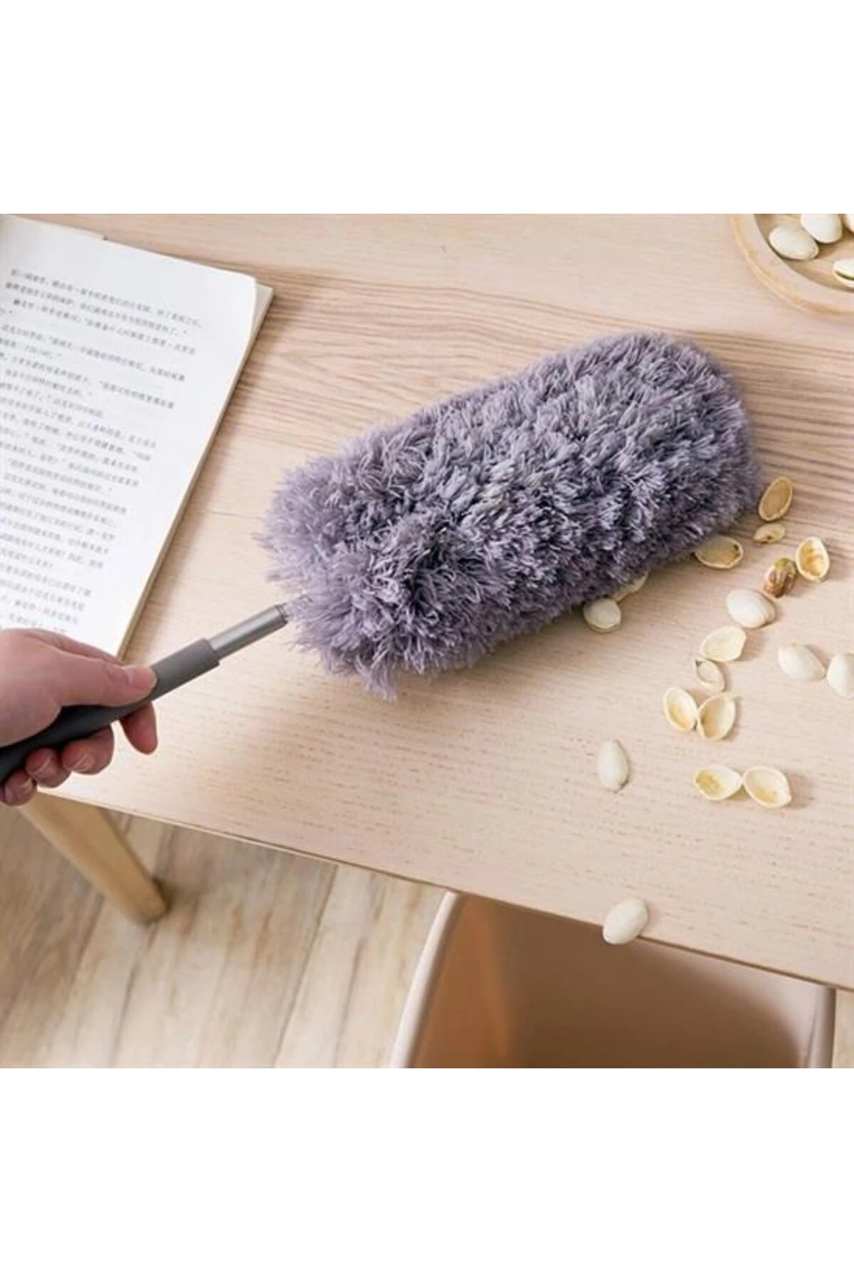 Teleskopik Uzatılabilir Mikrofiber Yumuşak Başlıklı Gri Toz Alma Fırçası Toz Püskülü