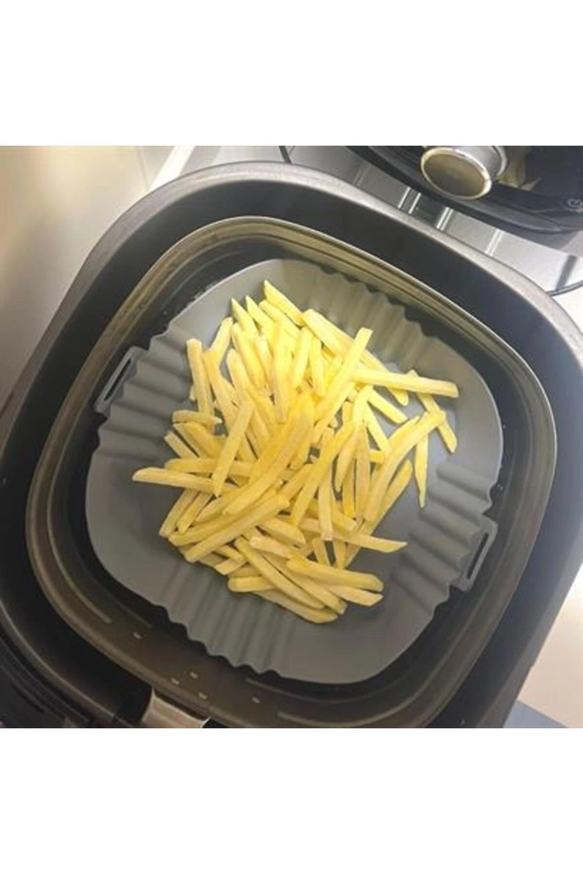 Renkli Isıya Dayanıklı Yıkanılabilir Silikon Fırın Airfryer Kare Model Pişirme Matı 20 cm