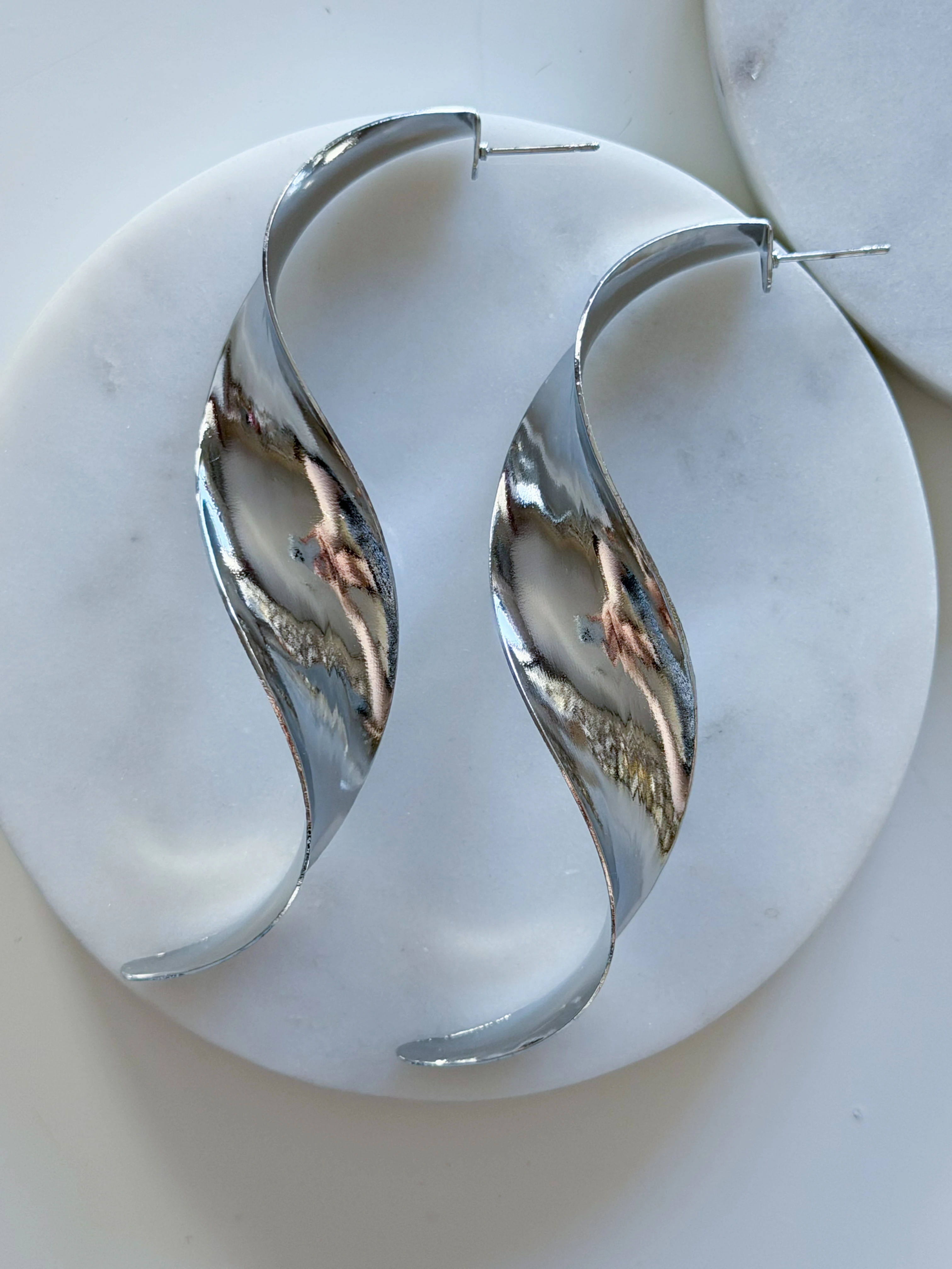 ÇELİK UZUN KIVRIK KÜPE - silver