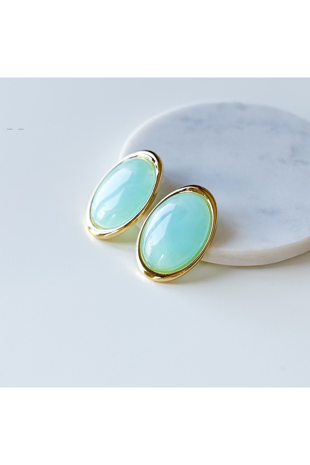 OVAL DÜĞME KÜPE